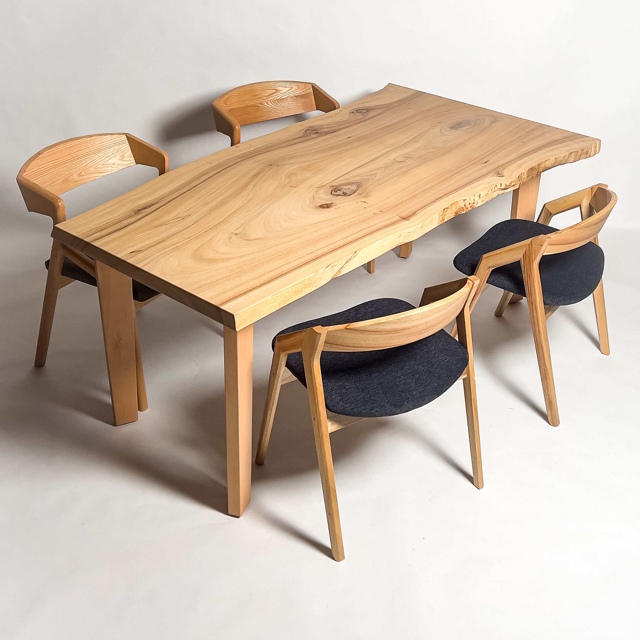 No.2094　楠（くす）/一枚板ダイニングテーブル