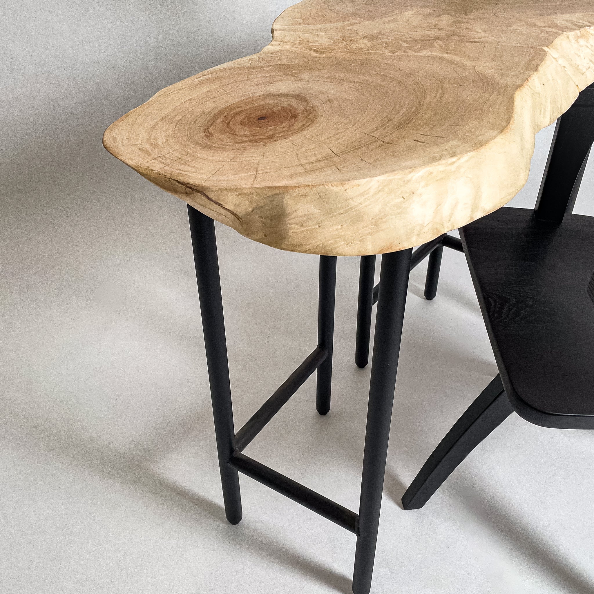 No.2049　栃（とち）/一枚板デスク