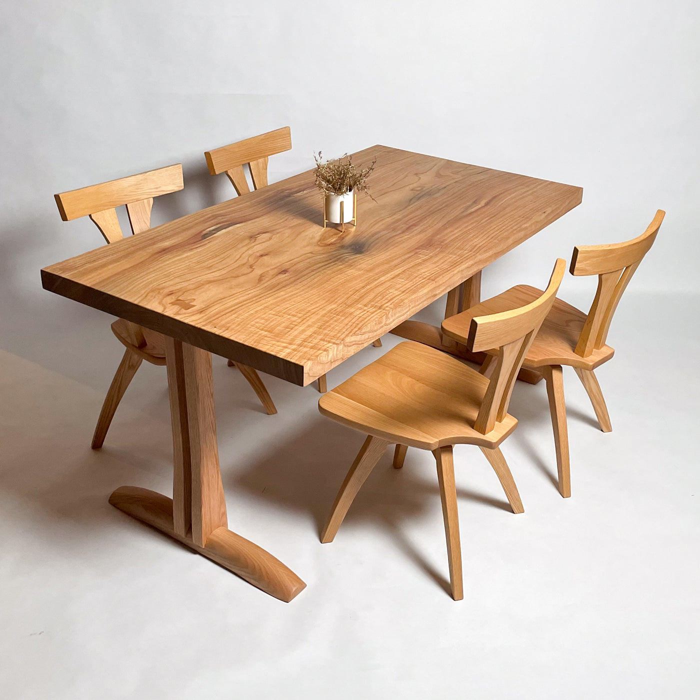 No.1759　センダン/一枚板ダイニングテーブル