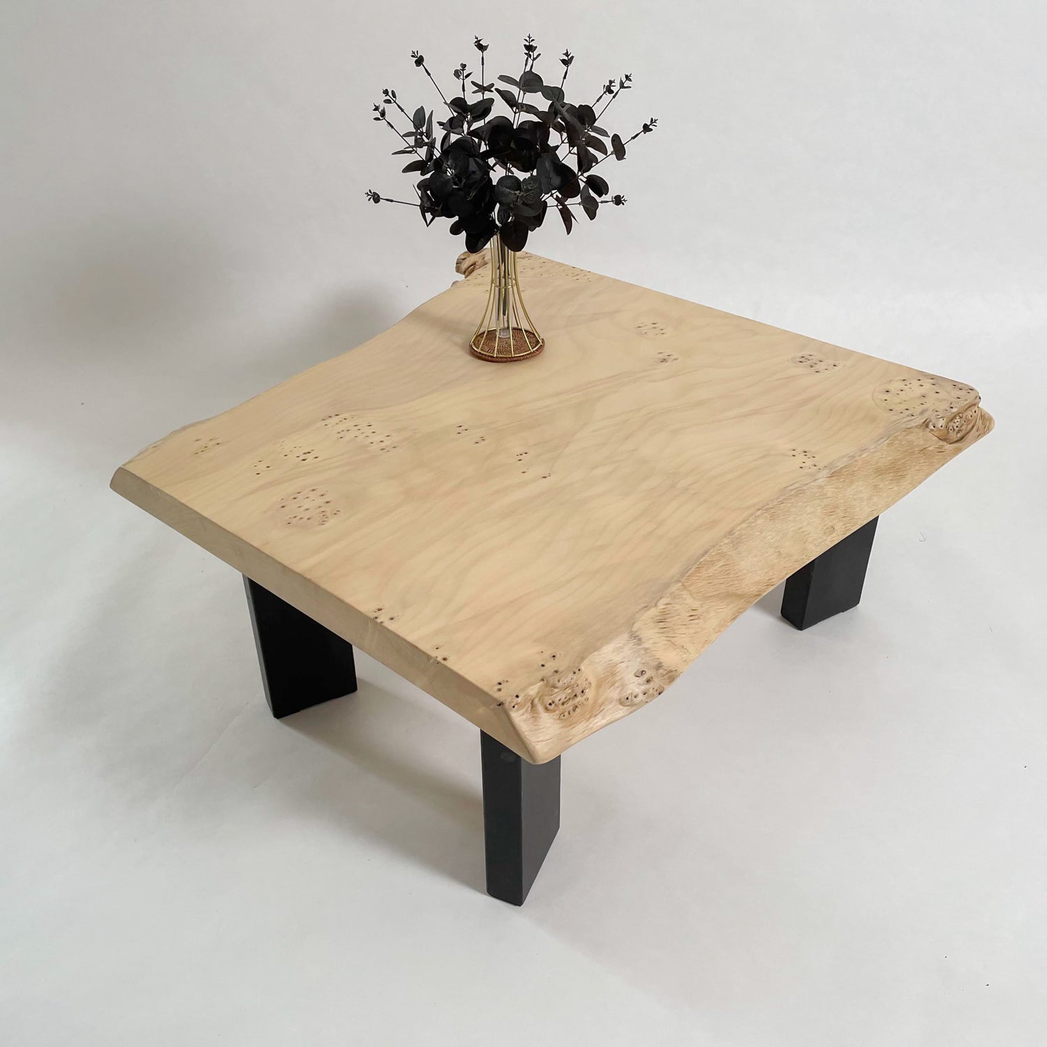 天然杉一枚板瘤杢コーヒーテーブル