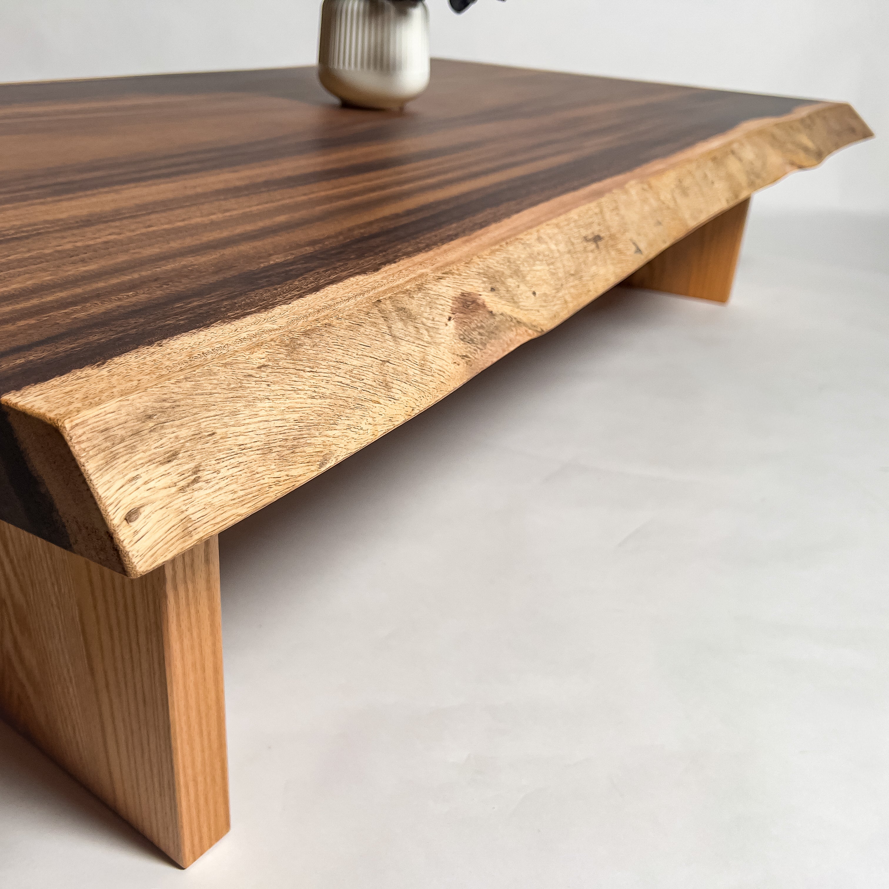 No.2141　モンキーポッド/一枚板リビングテーブル