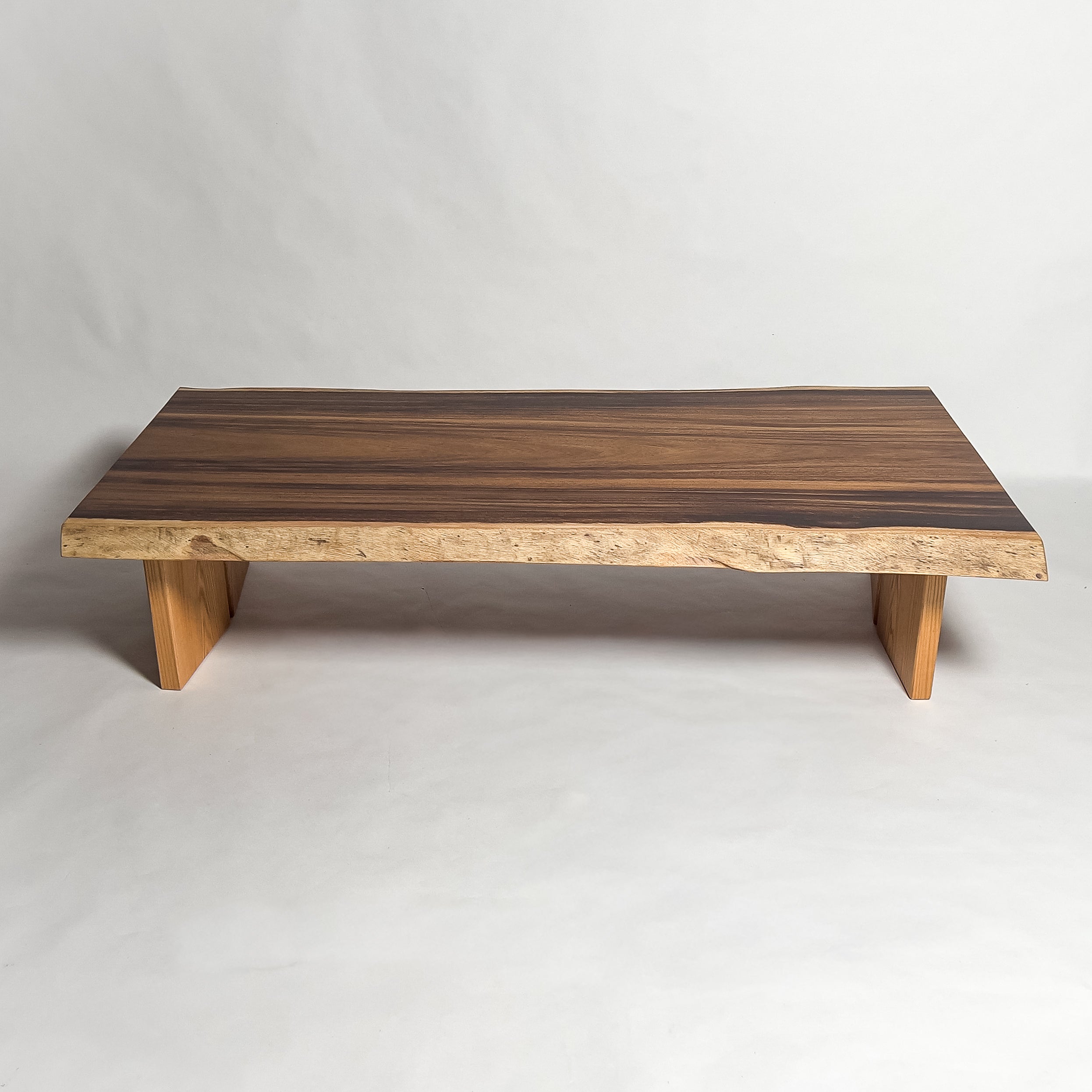 No.2141　モンキーポッド/一枚板リビングテーブル