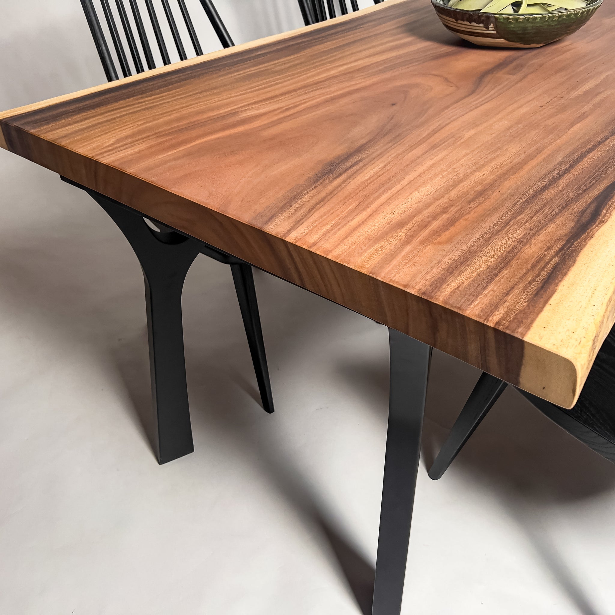 No.2142　モンキーポッド/一枚板ダイニングテーブル