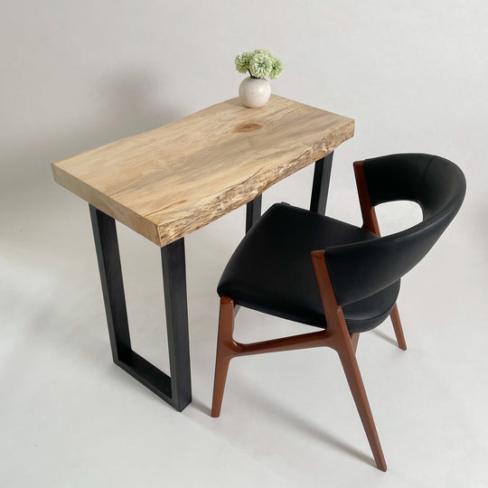 No.1125　栃（とち）/一枚板デスク