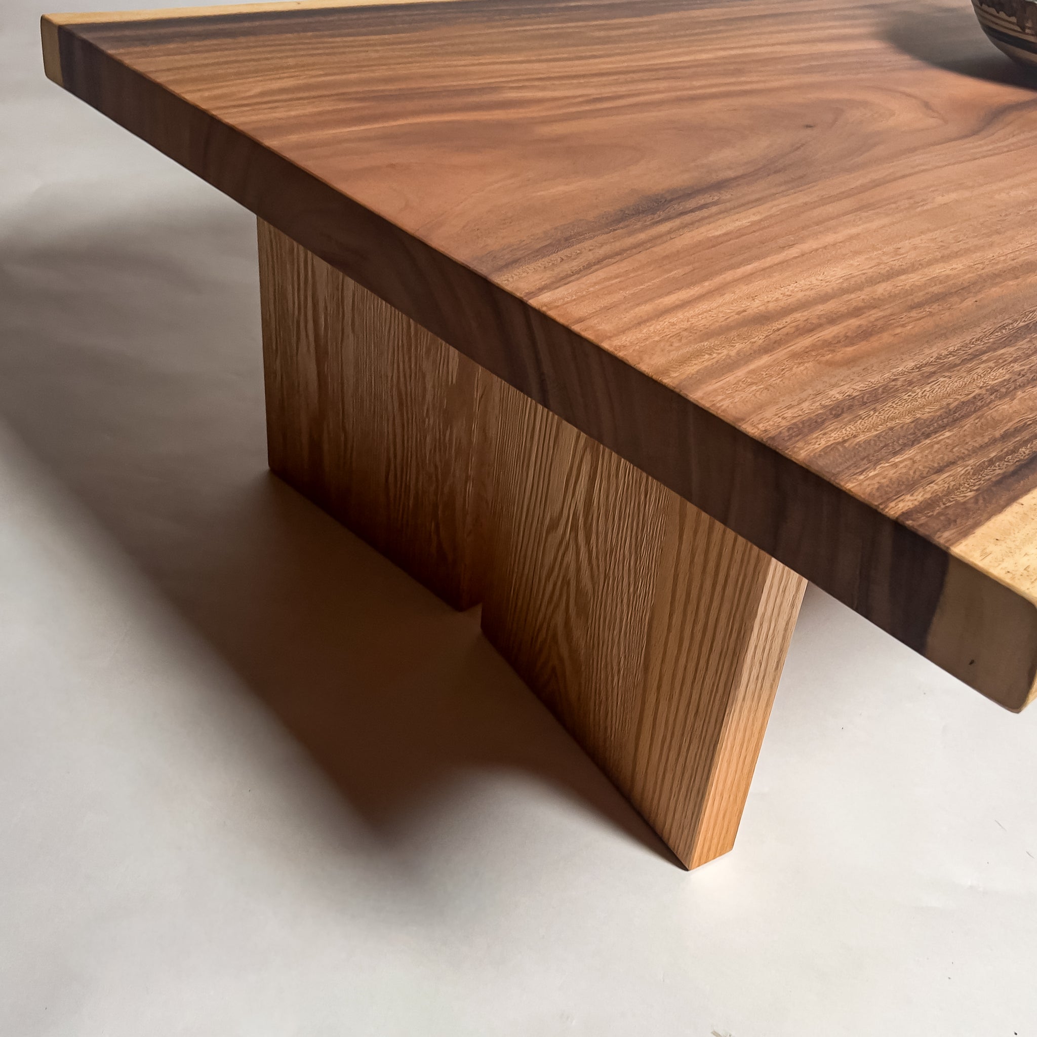 No.2142　モンキーポッド/一枚板リビングテーブル