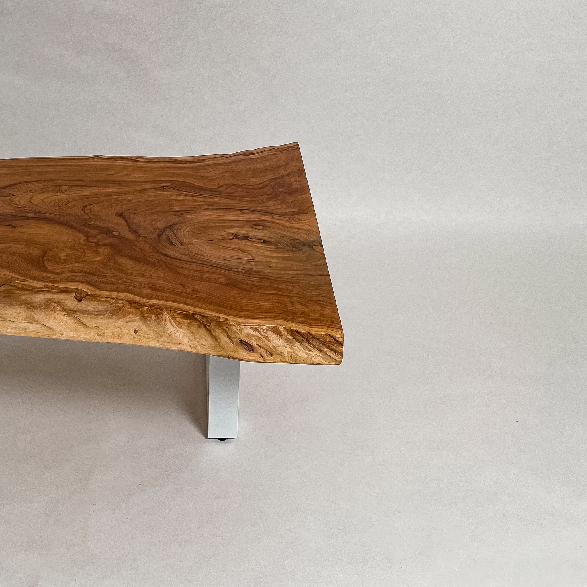 鬼童銘木】No.1965 一枚板欅（けやき）センターテーブル – 【公式