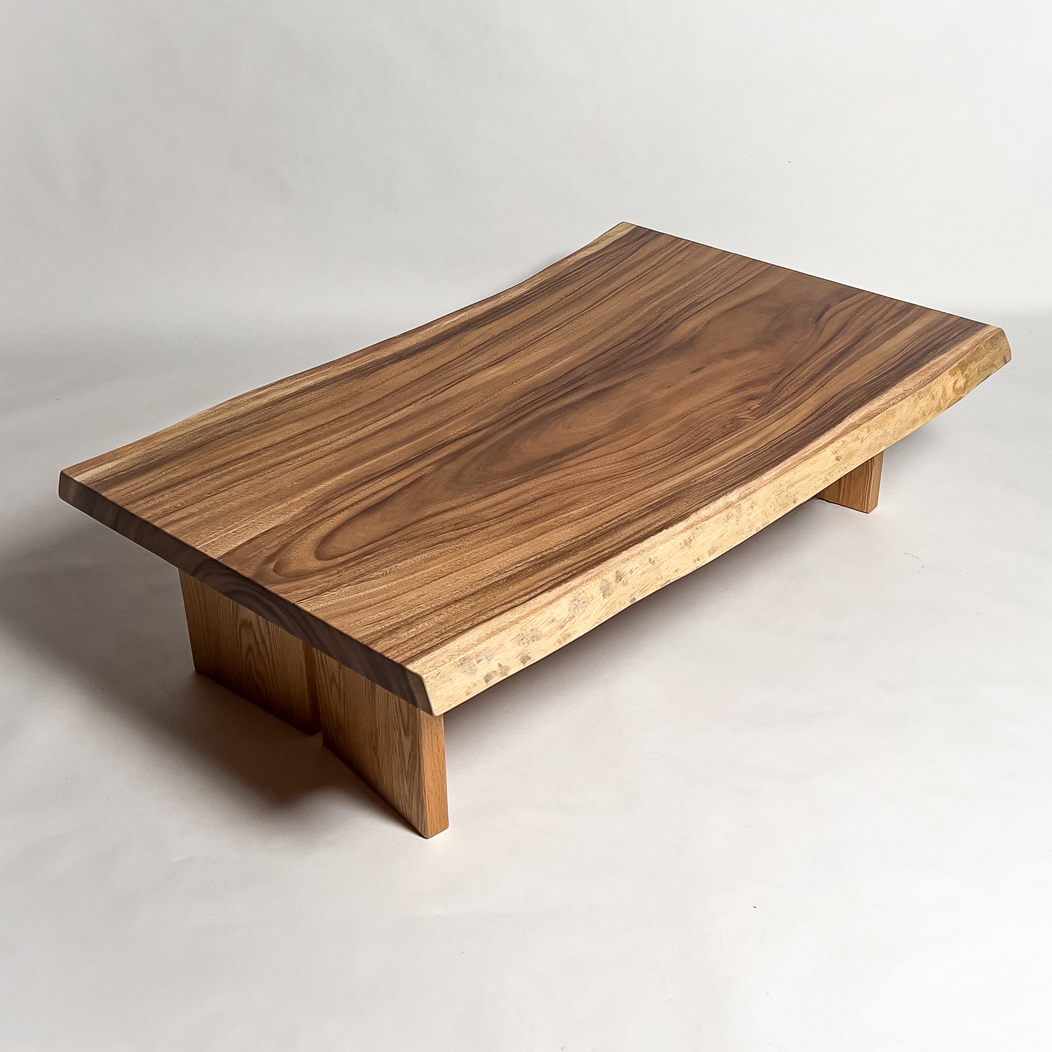 No.2153　モンキーポッド/一枚板センターテーブル