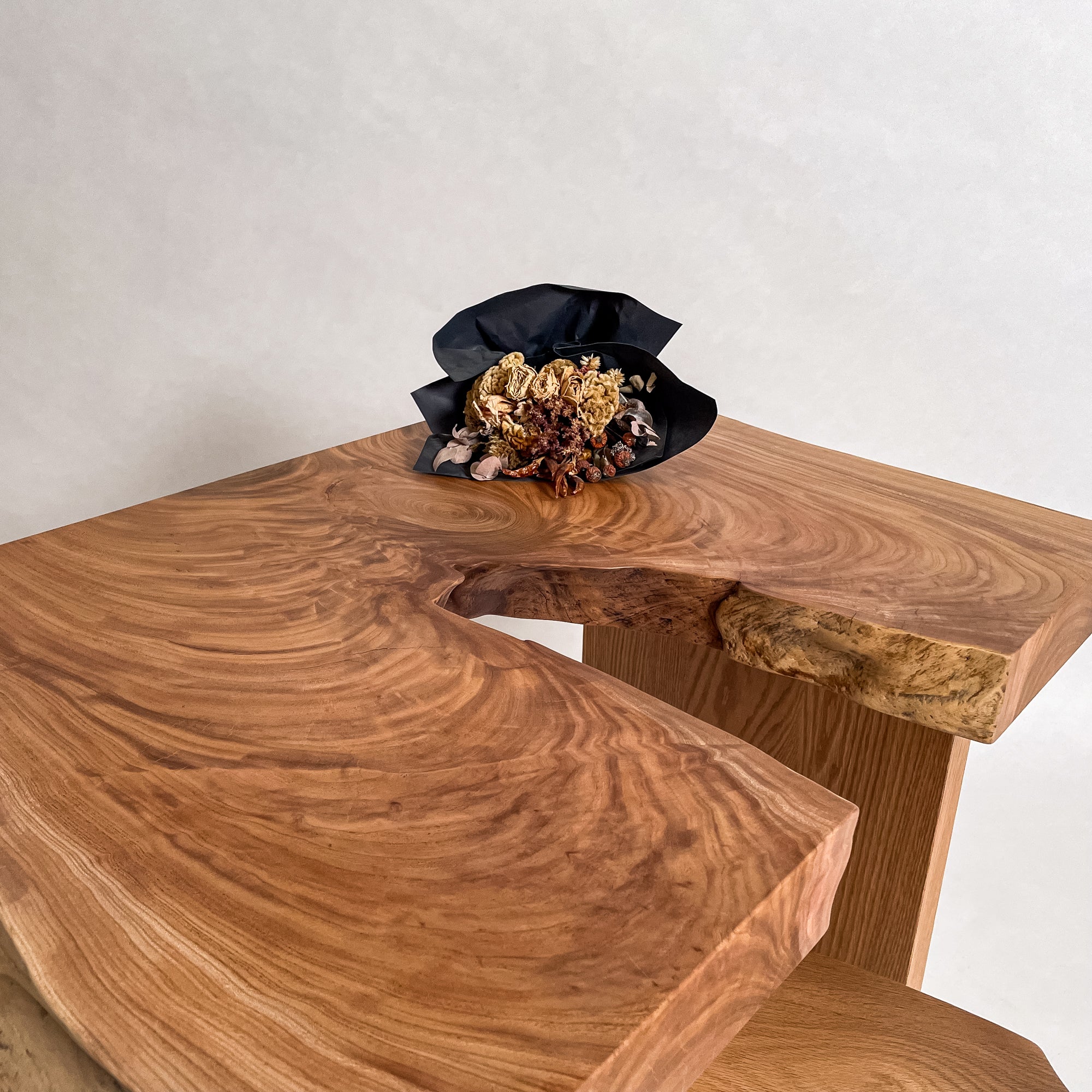 No.2061　欅（けやき）/一枚板デスク