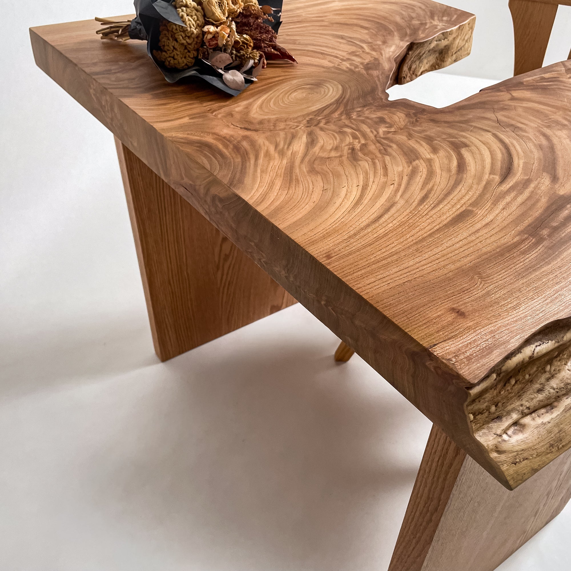 No.2061　欅（けやき）/一枚板デスク