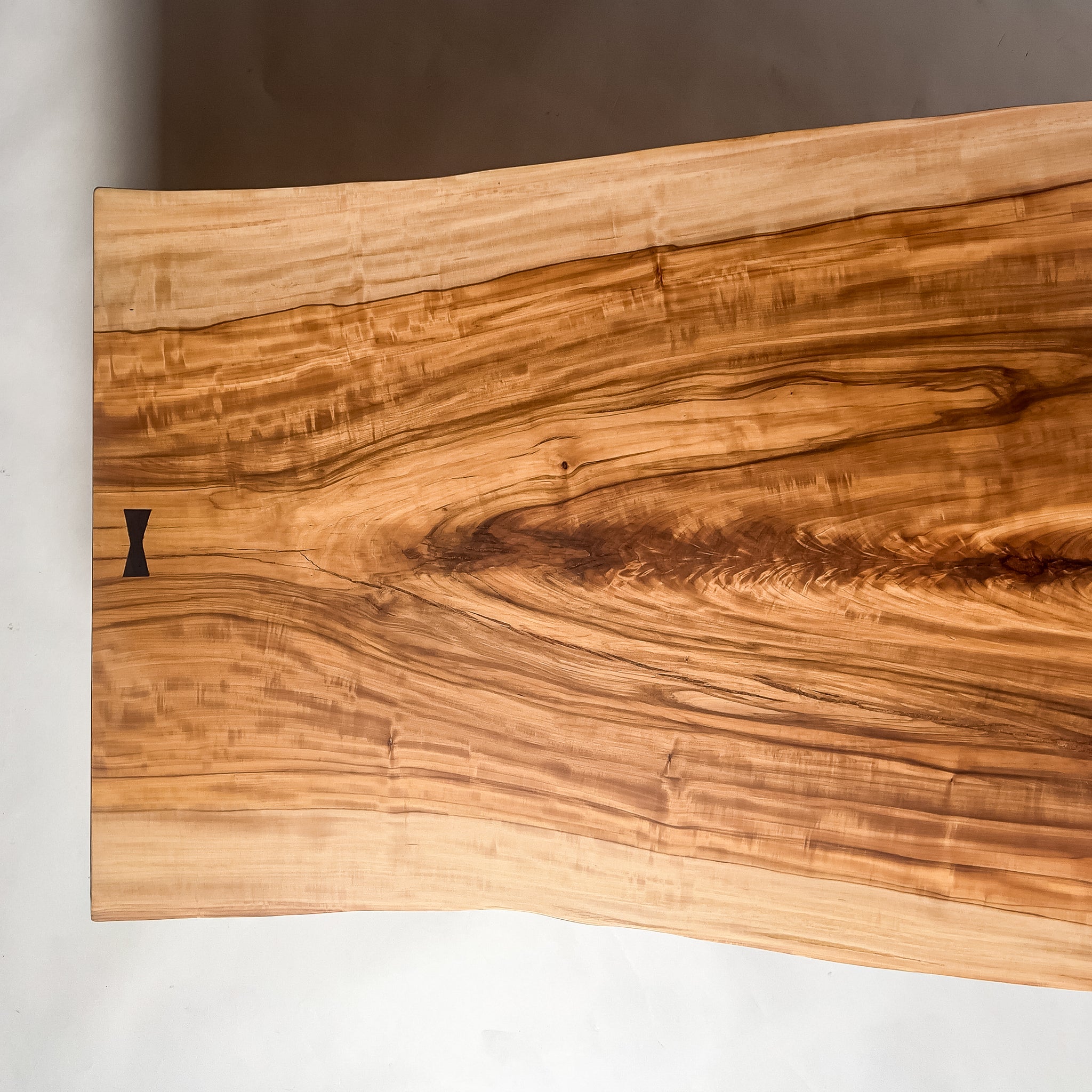 No.2184　栃（とち）/一枚板リビングテーブル