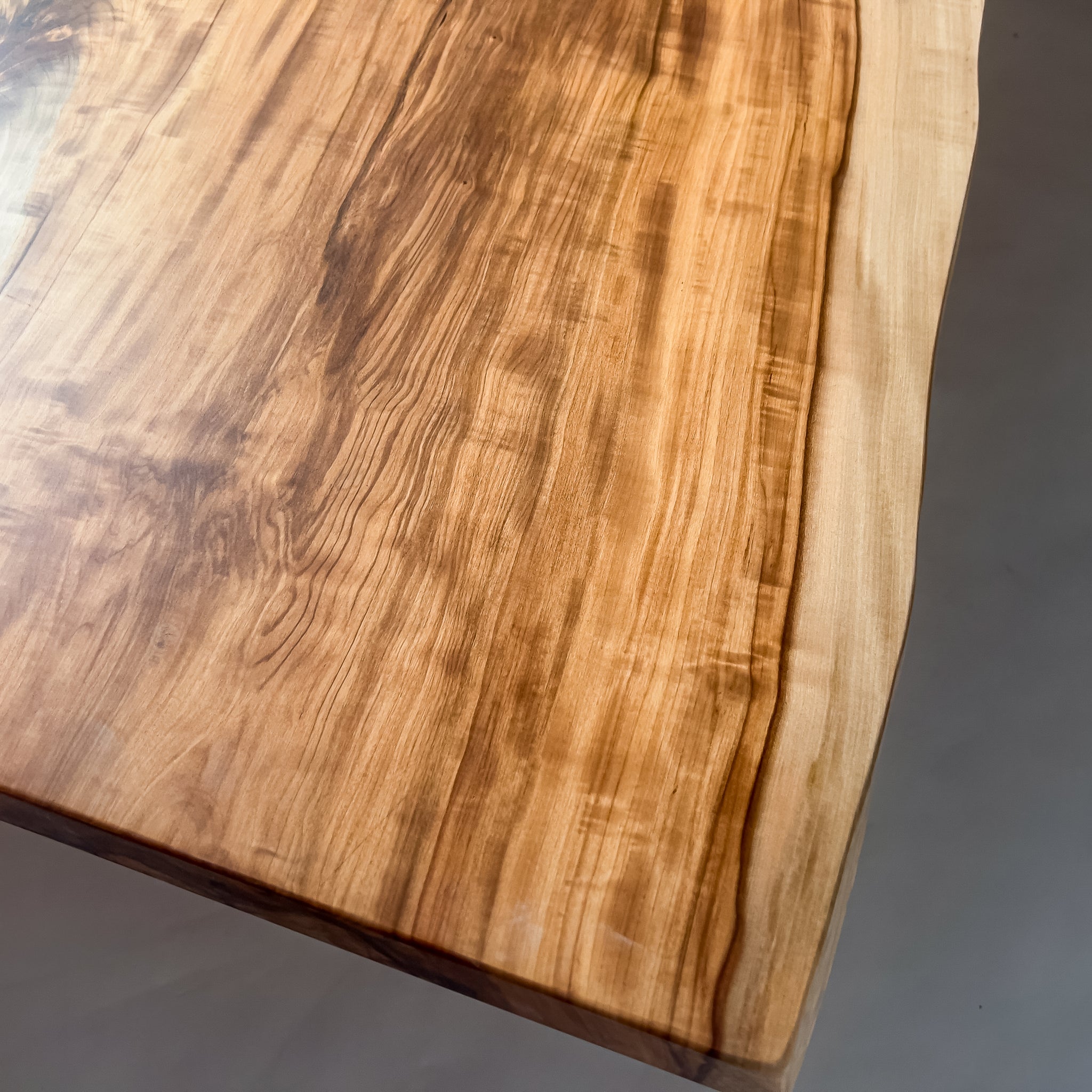 No.2184　栃（とち）/一枚板リビングテーブル