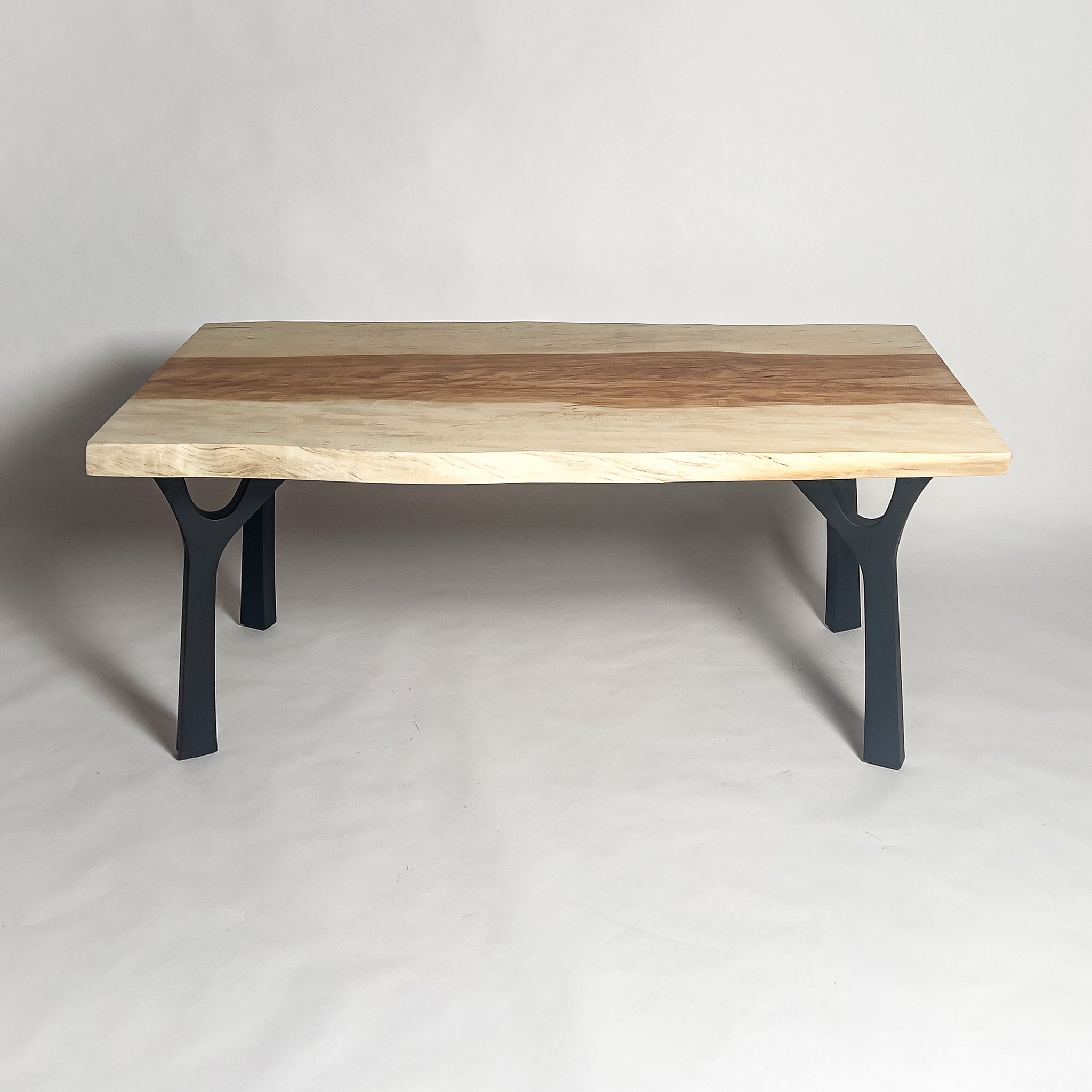 No.2182　栃（とち）/一枚板ダイニングテーブル