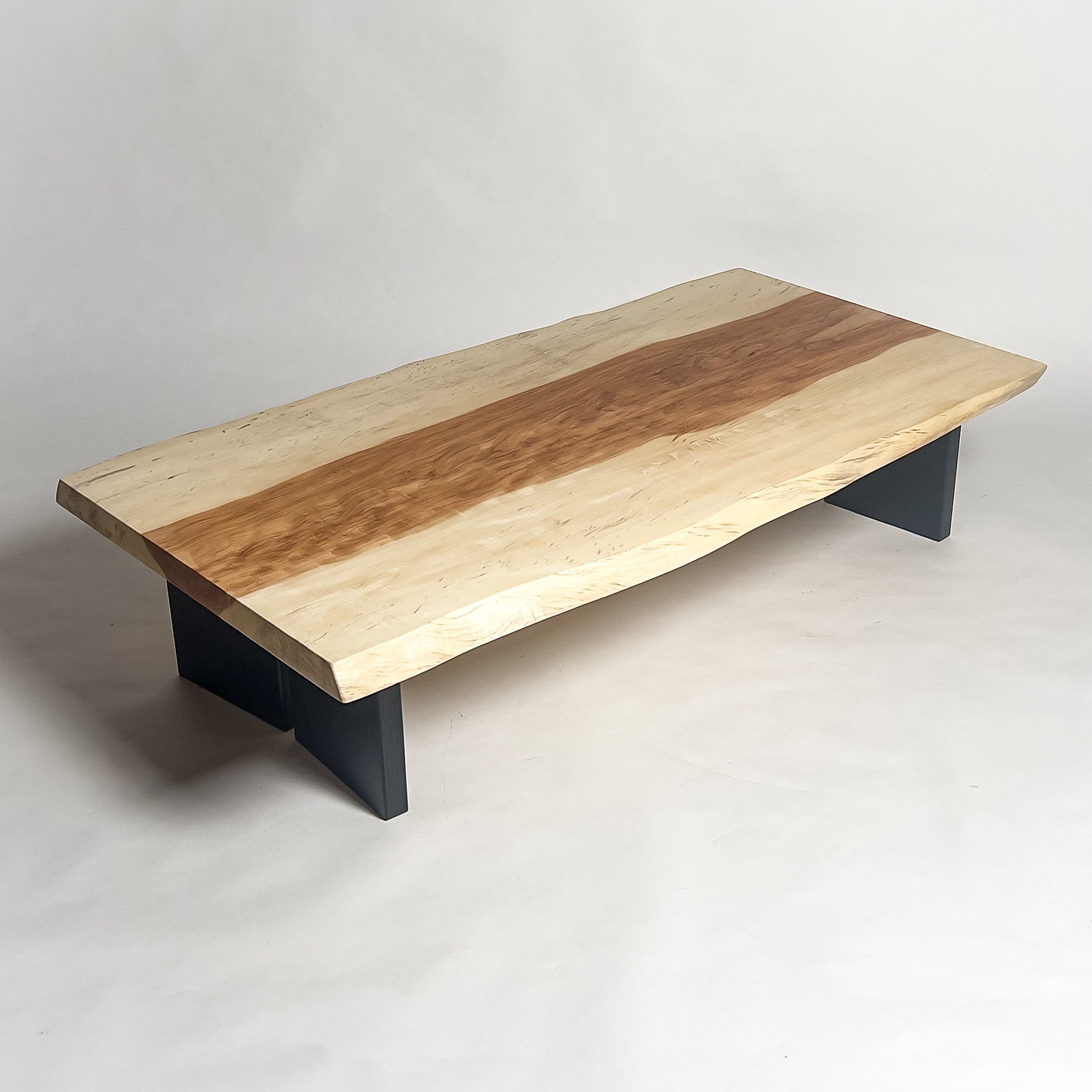 No.2182　栃（とち）/一枚板リビングテーブル