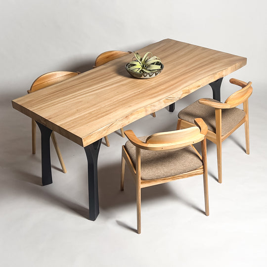 楠一枚板ダイニングテーブル｜鬼童銘木（KIDOMEIMOKU） – 【公式】鬼童