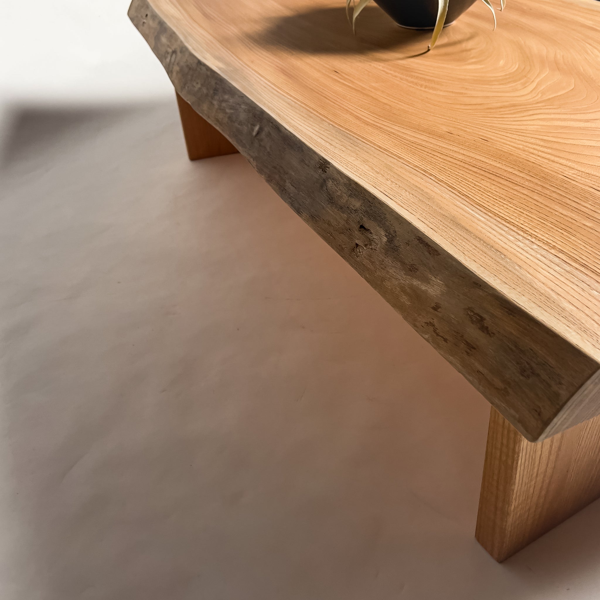 鬼童銘木】No.2162 一枚板欅（けやき）センターテーブル – 【公式