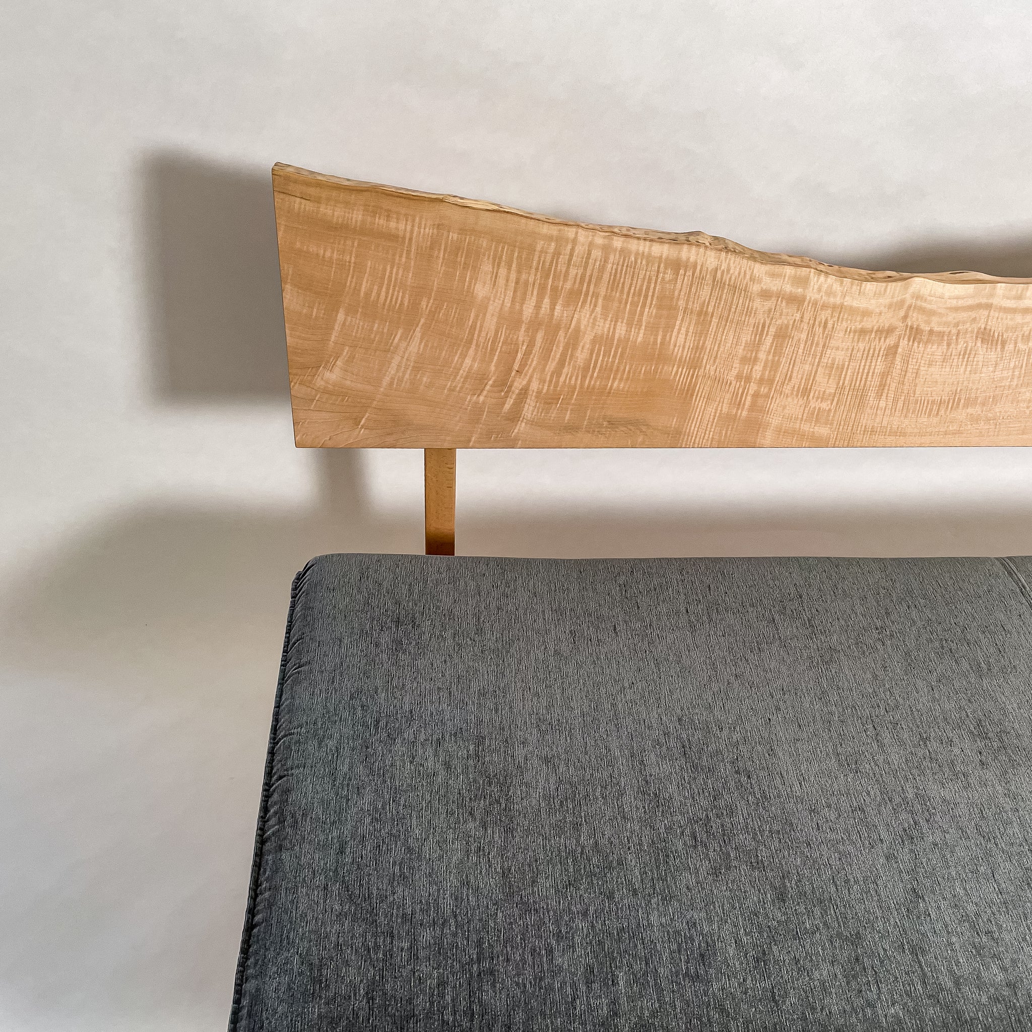 No.1991N3　栃（とち）/天然無垢 一枚板ソファ