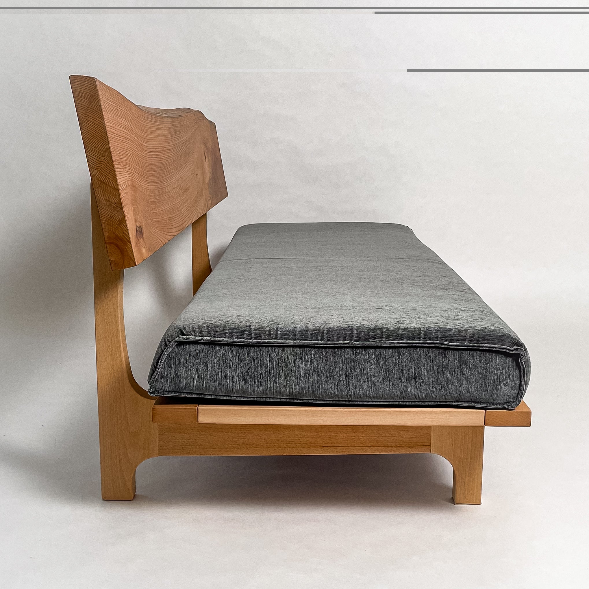 欅 無垢材 一枚板ソファ 3人掛け 真横 クッションなし