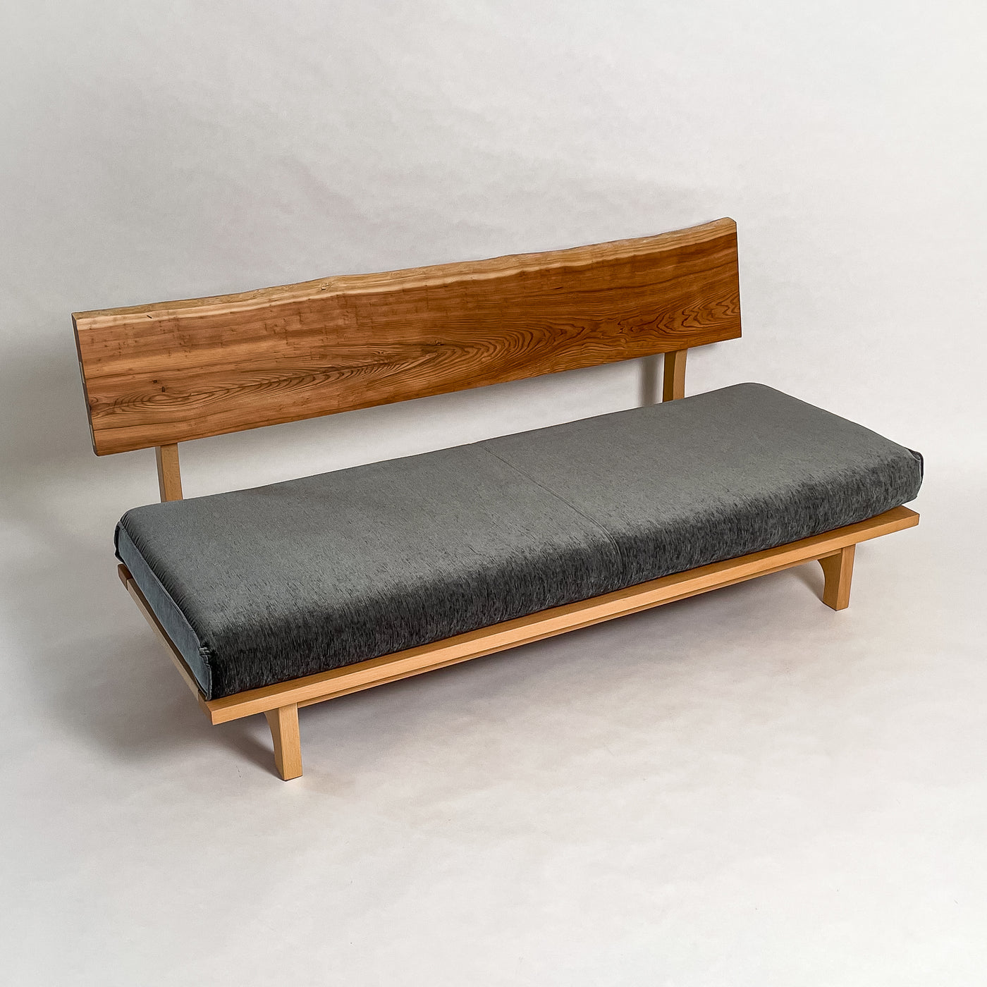 No.2233N　吉野杉（よしのすぎ）/天然無垢 一枚板ソファ