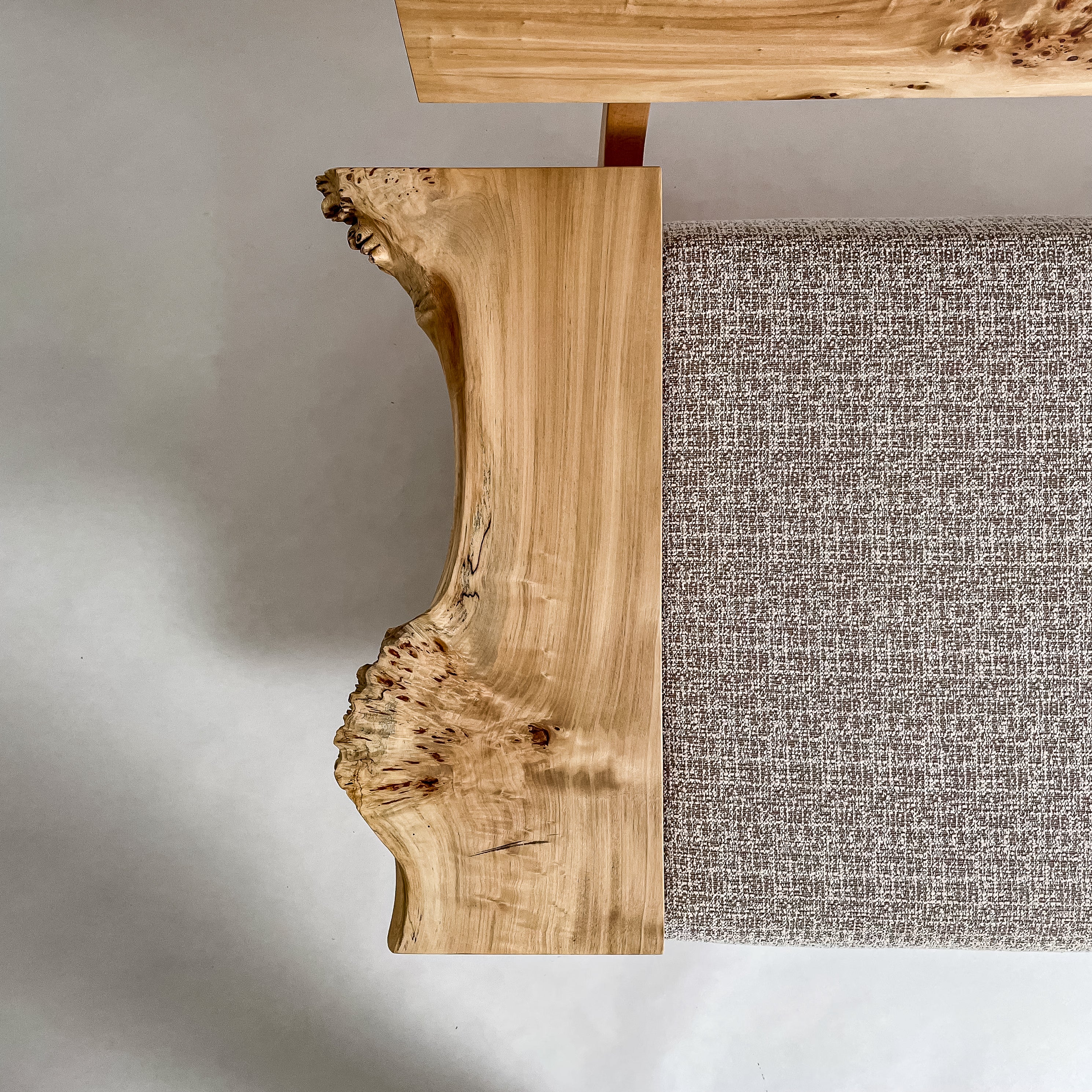 ポプラ 木フレーム 一枚板ソファ 2人掛け 左アーム 肘置き 真上