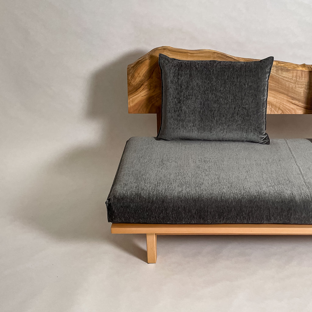 楠 無垢材 一枚板ソファ 3人掛け 横左半分 クッションあり