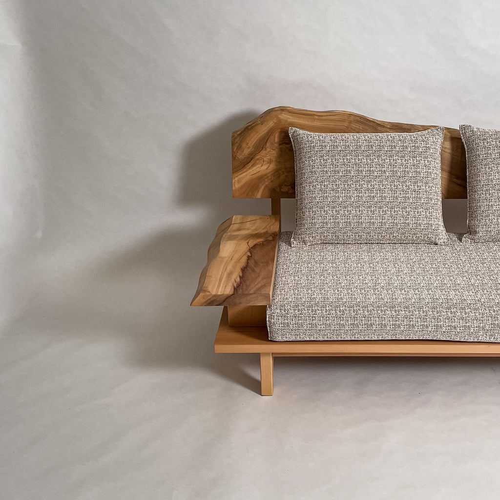 楠 無垢材 一枚板ソファ 2人掛け 横左半分 クッションあり