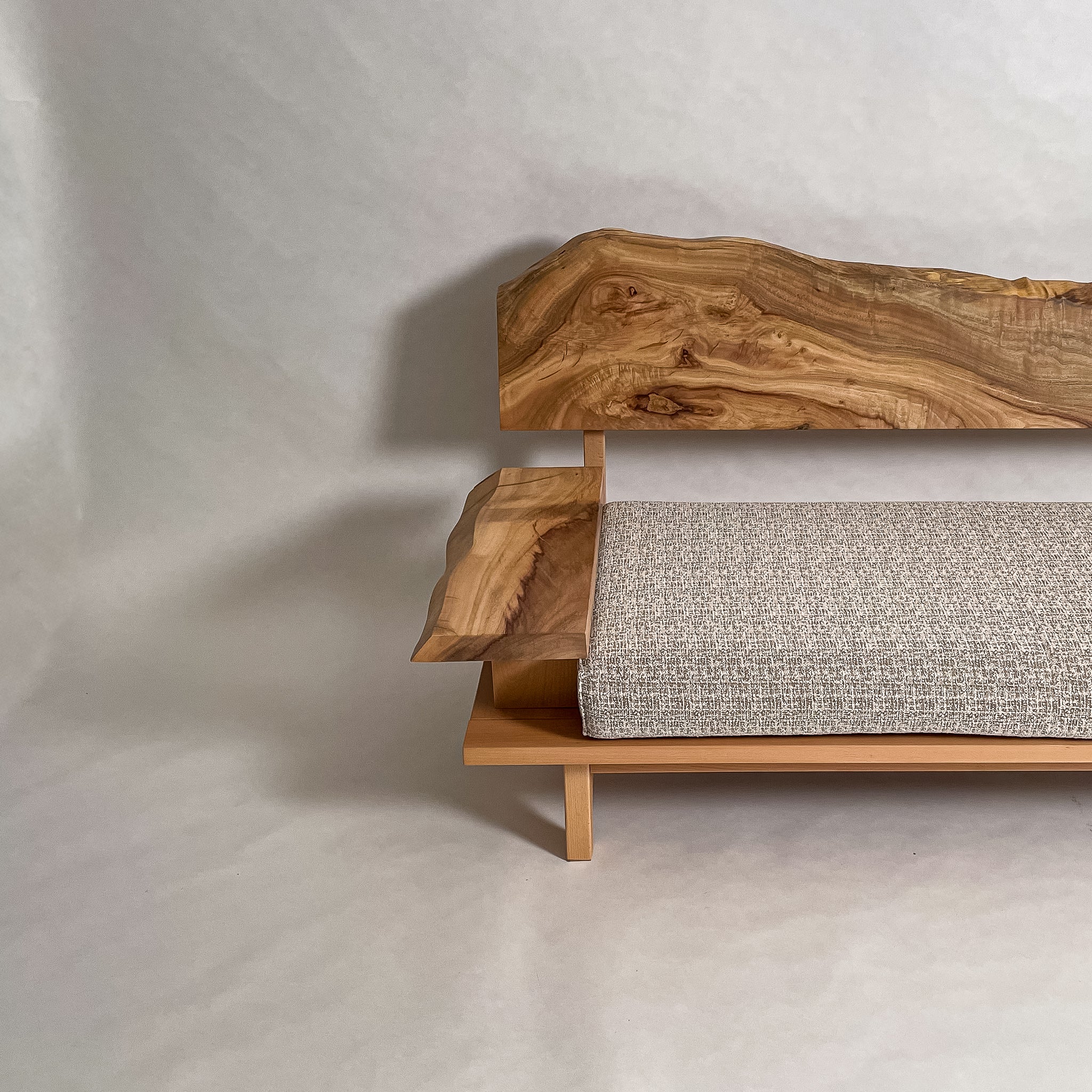楠 無垢材 一枚板ソファ 2人掛け 横左半分 クッションなし