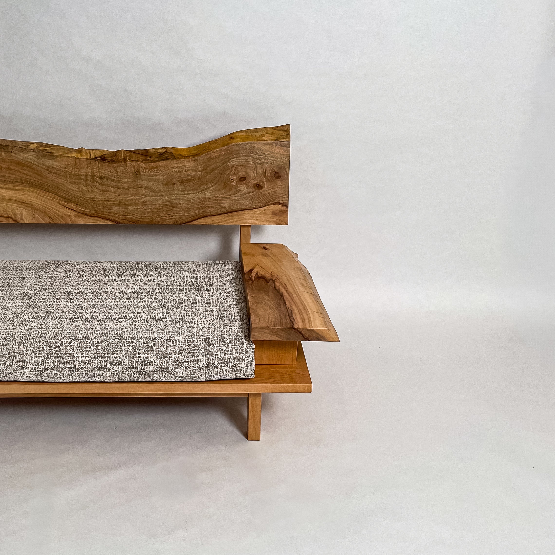 楠 無垢材 一枚板ソファ 2人掛け 横右半分 クッションなし