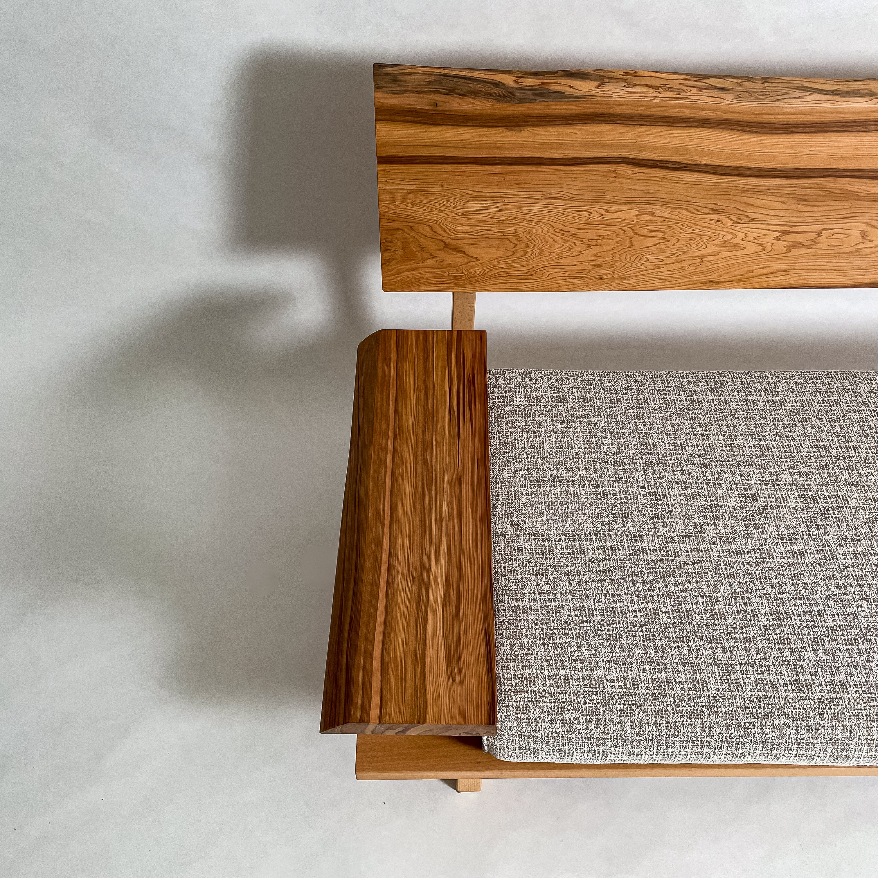 No.2047N　屋久杉（やくすぎ）/天然無垢 一枚板ソファ