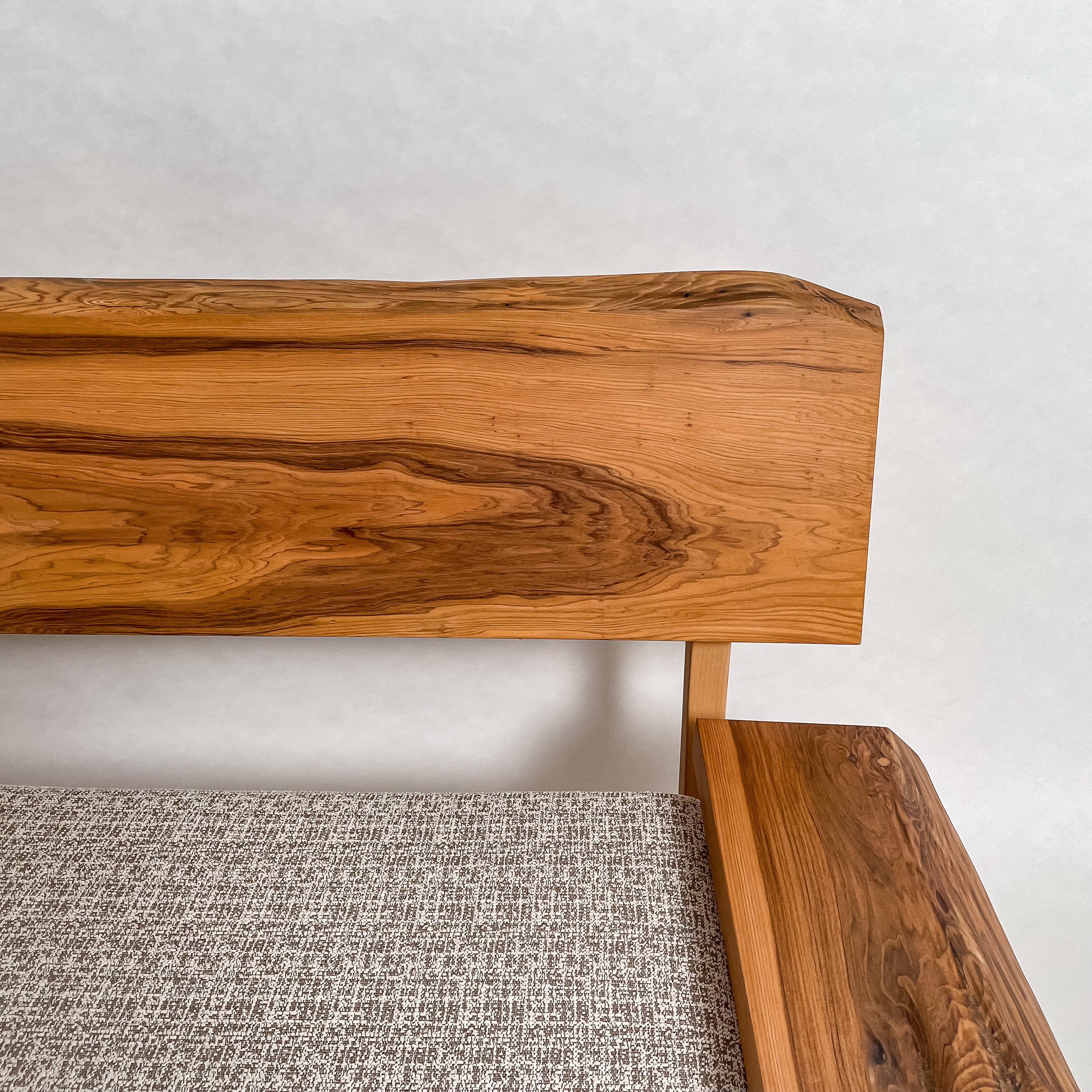 No.2047N　屋久杉（やくすぎ）/天然無垢 一枚板ソファ