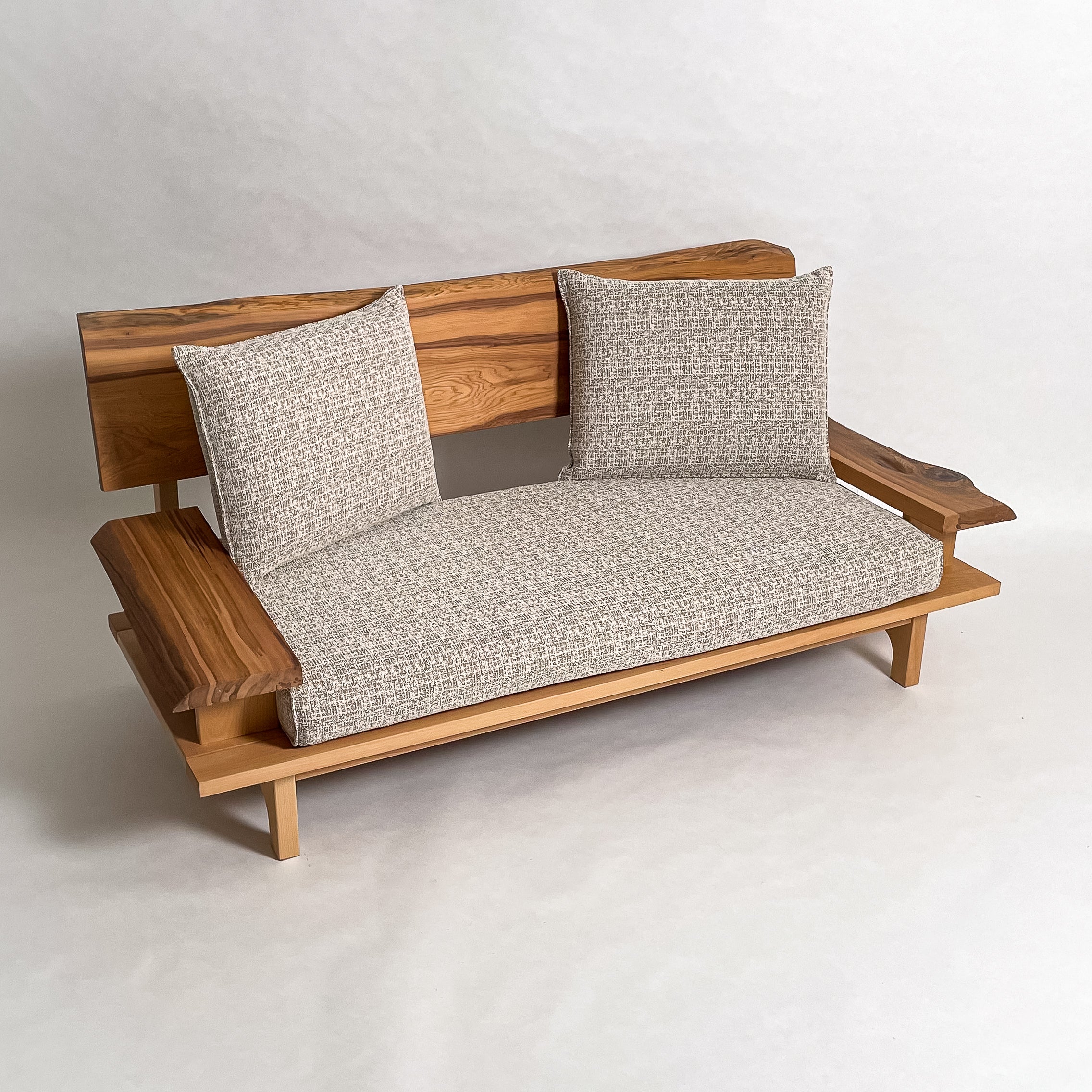 No.2047N　屋久杉（やくすぎ）/天然無垢 一枚板ソファ