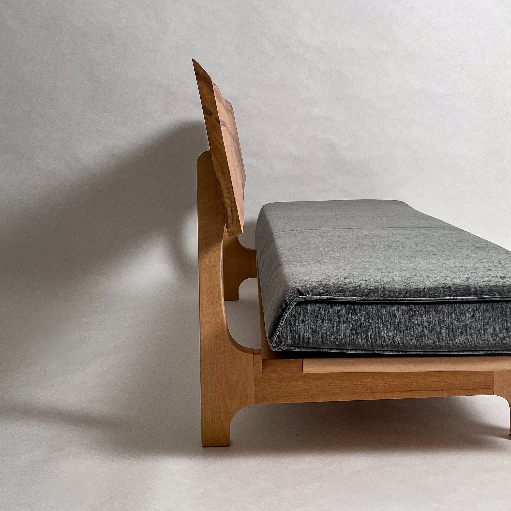 No.2047N3　屋久杉（やくすぎ）/天然無垢 一枚板ソファ