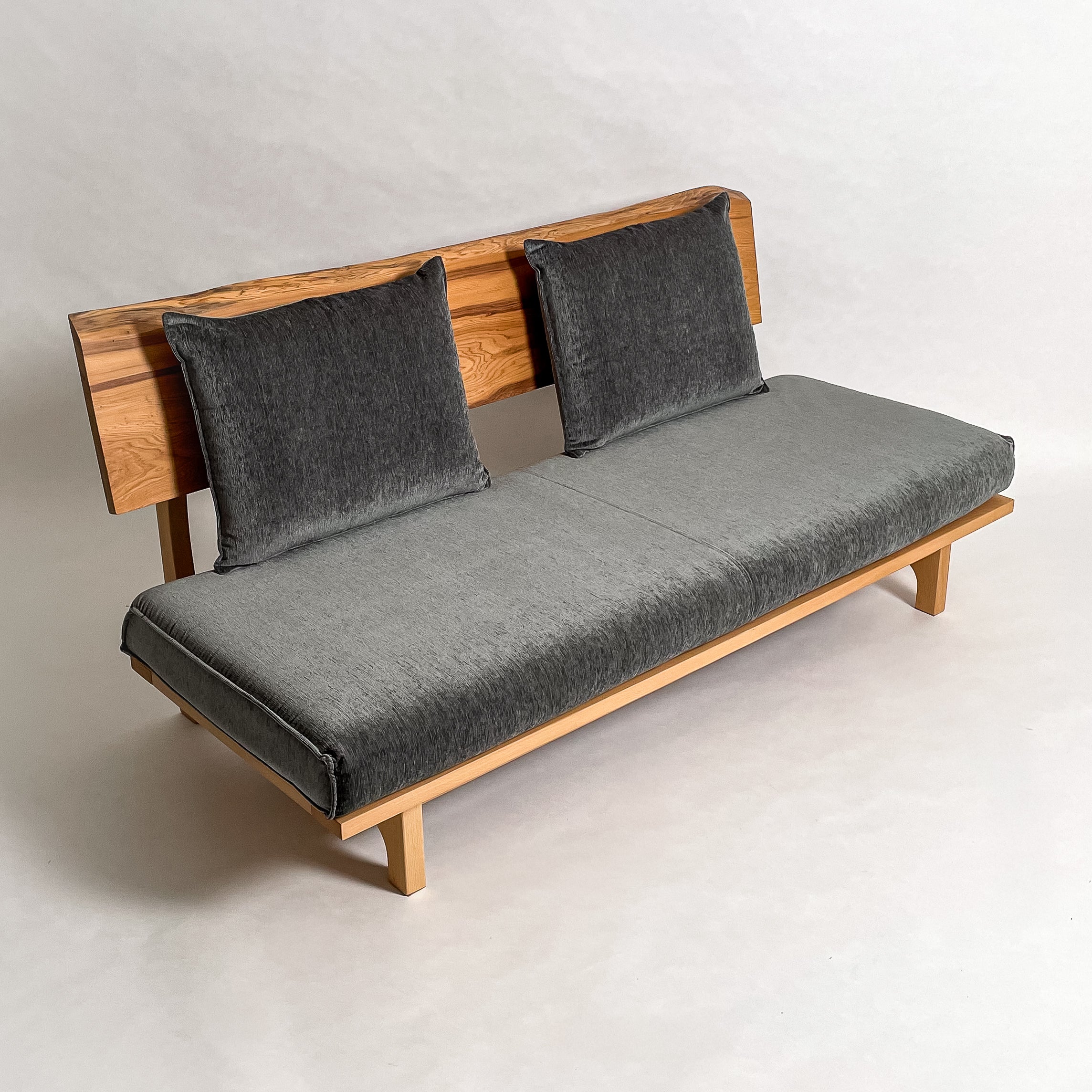 No.2047N3　屋久杉（やくすぎ）/天然無垢 一枚板ソファ