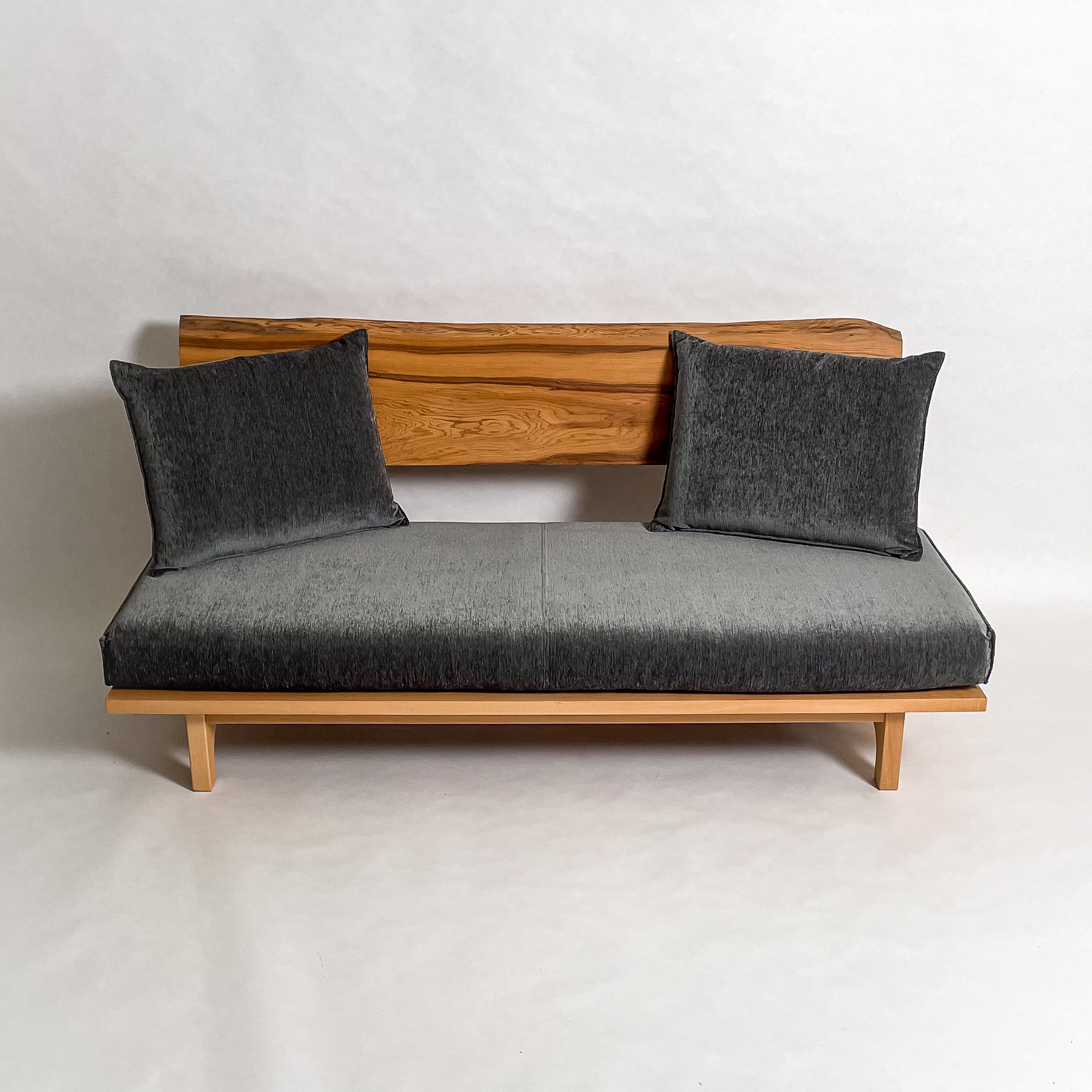 No.2047N3　屋久杉（やくすぎ）/天然無垢 一枚板ソファ