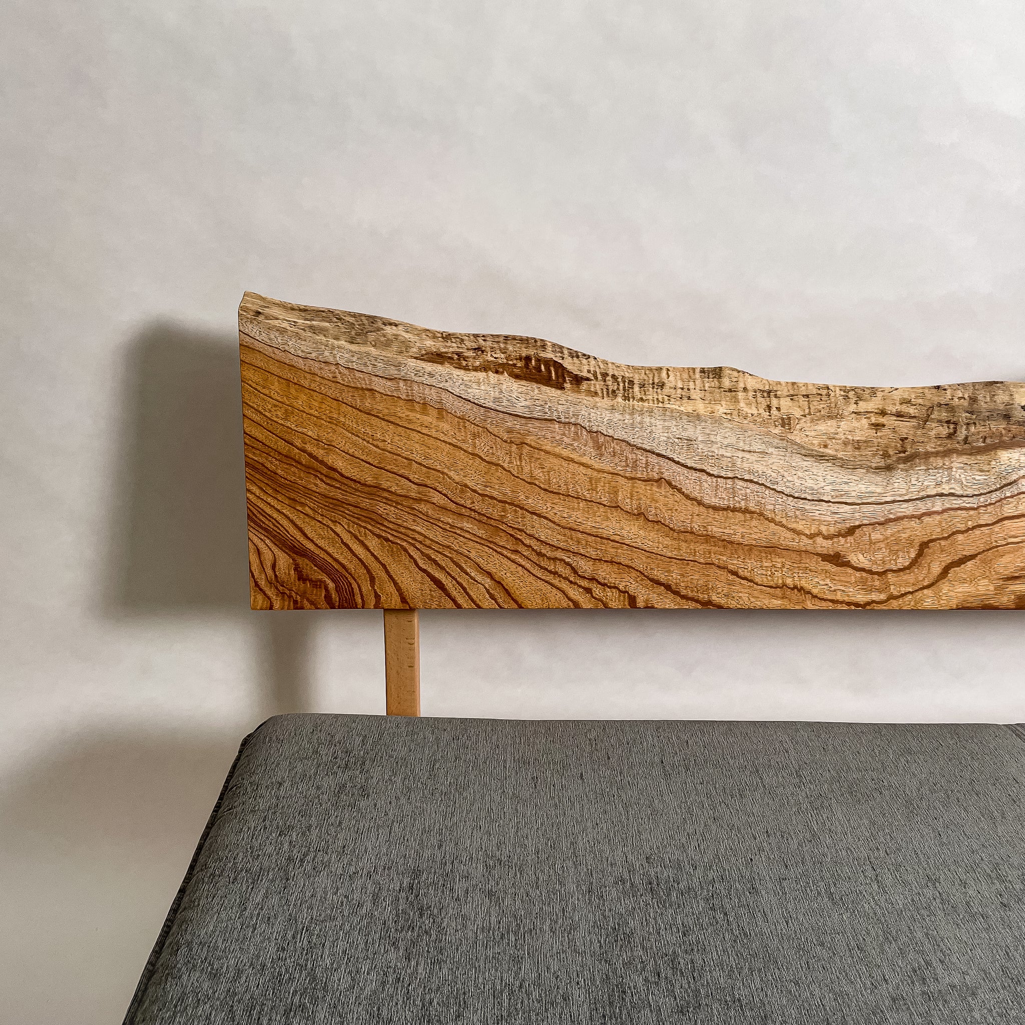 No.2048N3　センダン/天然無垢 一枚板ソファ