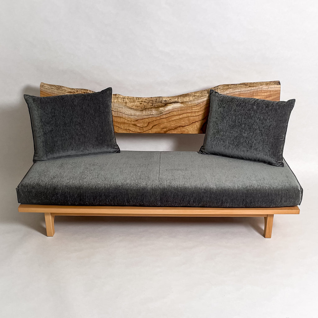 センダン 無垢材 一枚板ソファ 3人掛け 横 クッション斜め