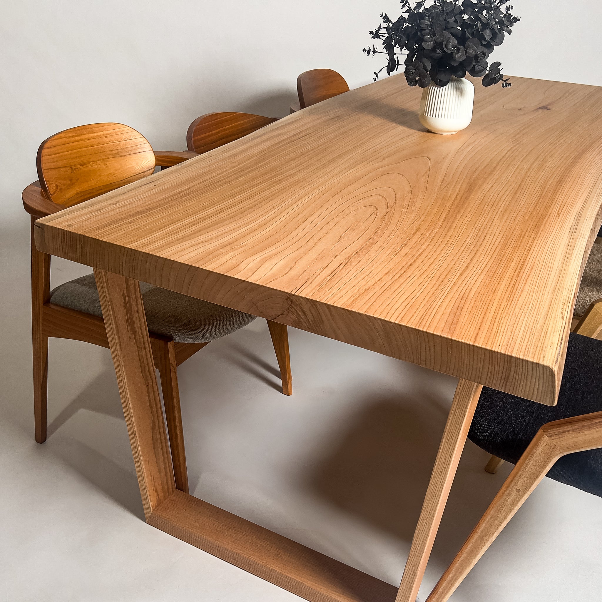 No.2193　欅（けやき）/一枚板ダイニングテーブル