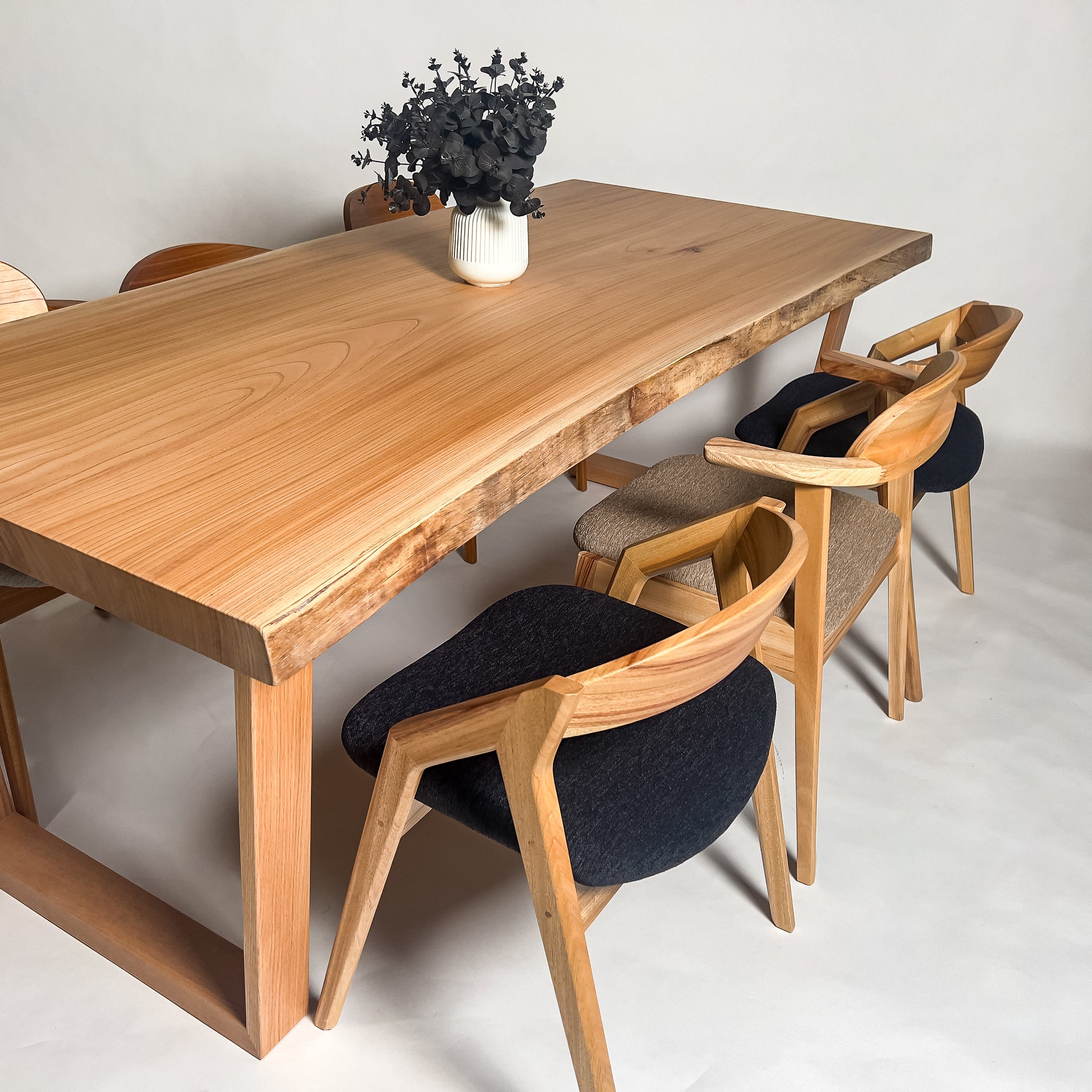 No.2193　欅（けやき）/一枚板ダイニングテーブル