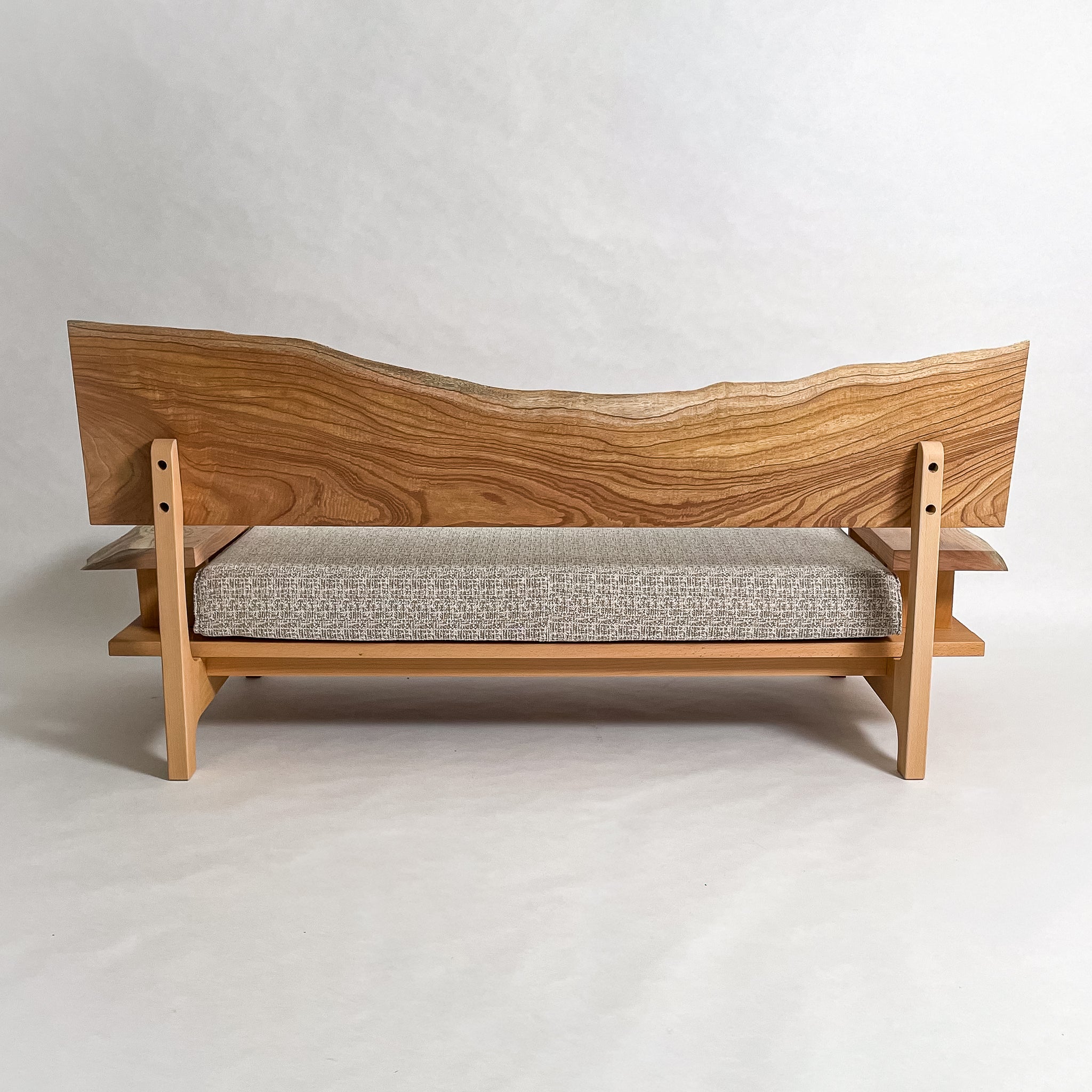 センダン 無垢材 一枚板ソファ 2人掛け 背面 クッションなし