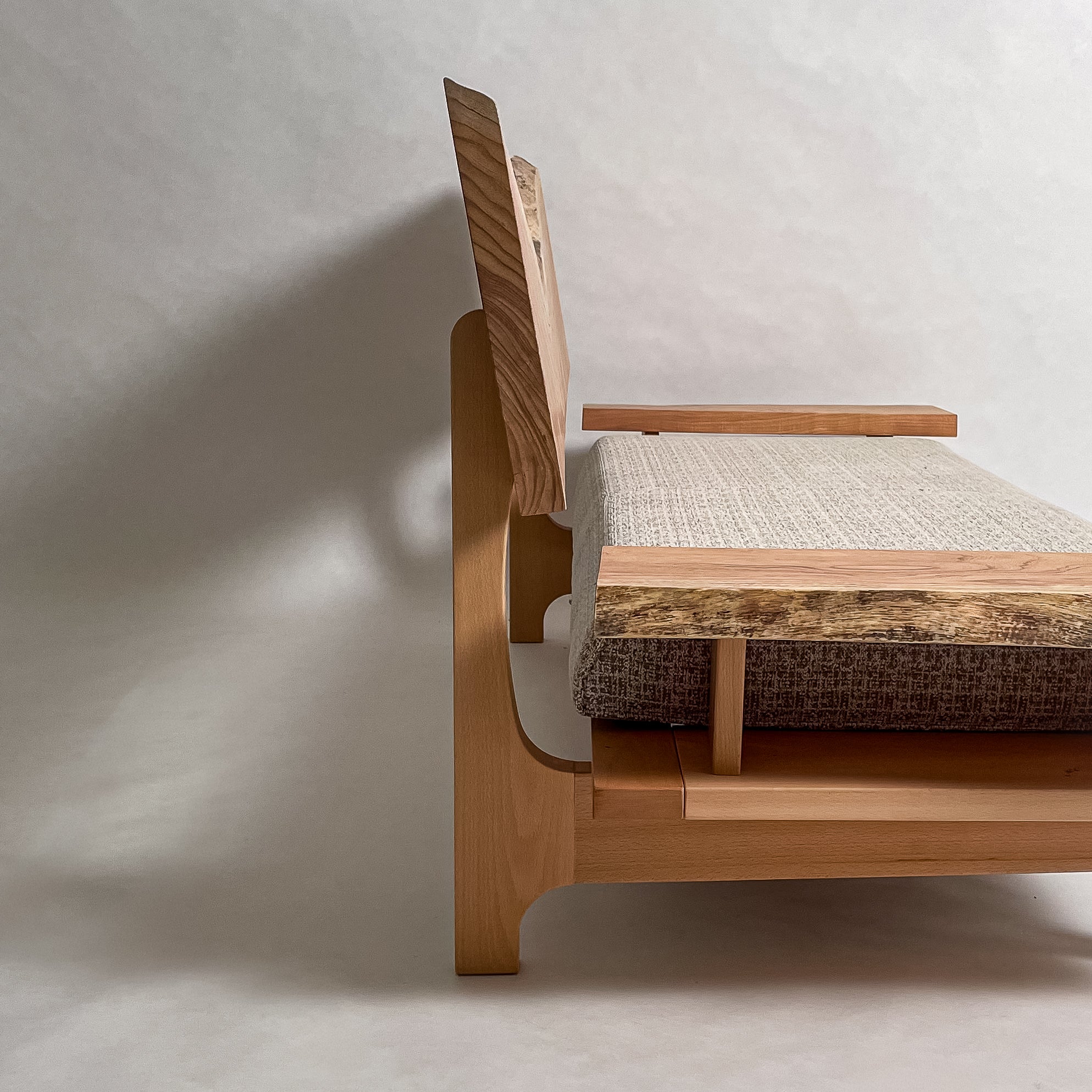 No.2240N　センダン/天然無垢 一枚板ソファ