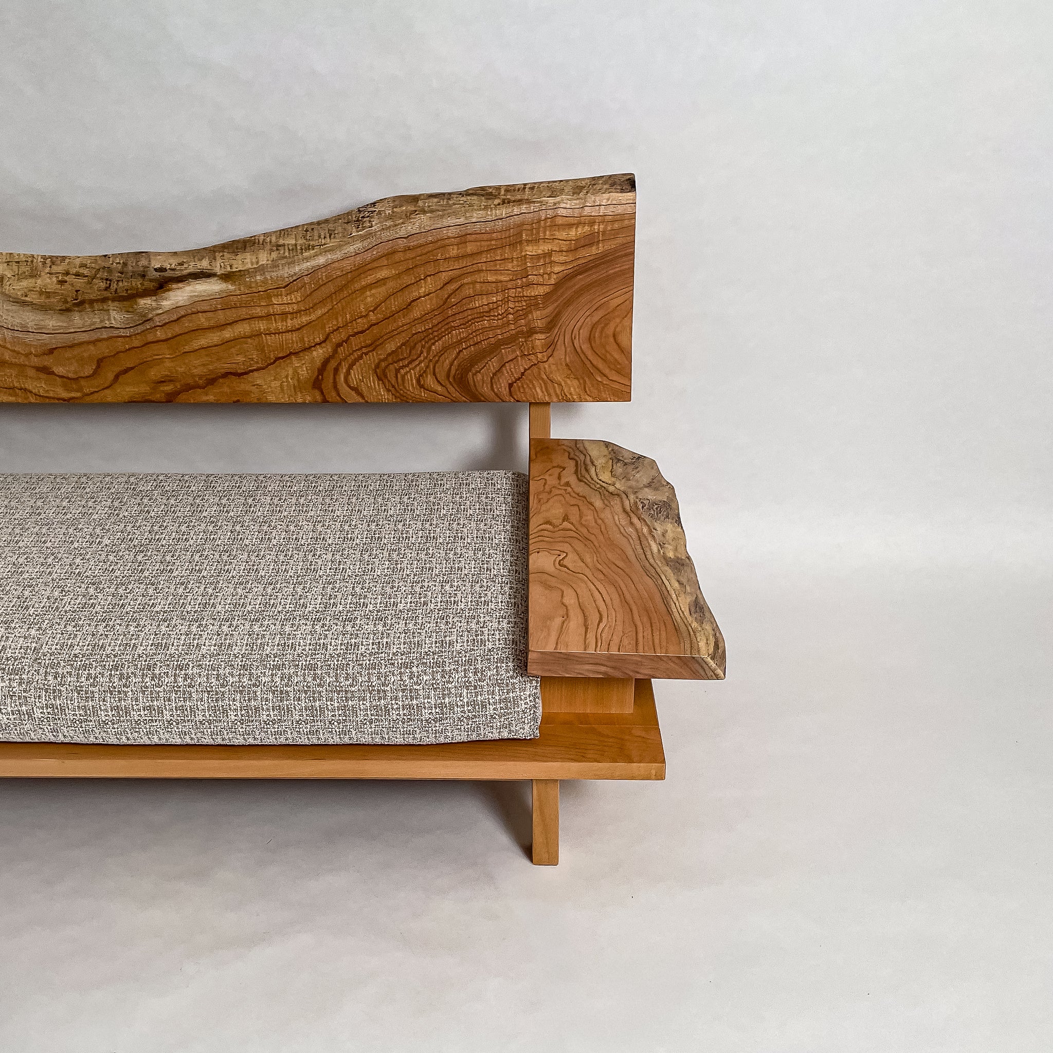 センダン 無垢材 一枚板ソファ 2人掛け 横右半分 クッションなし