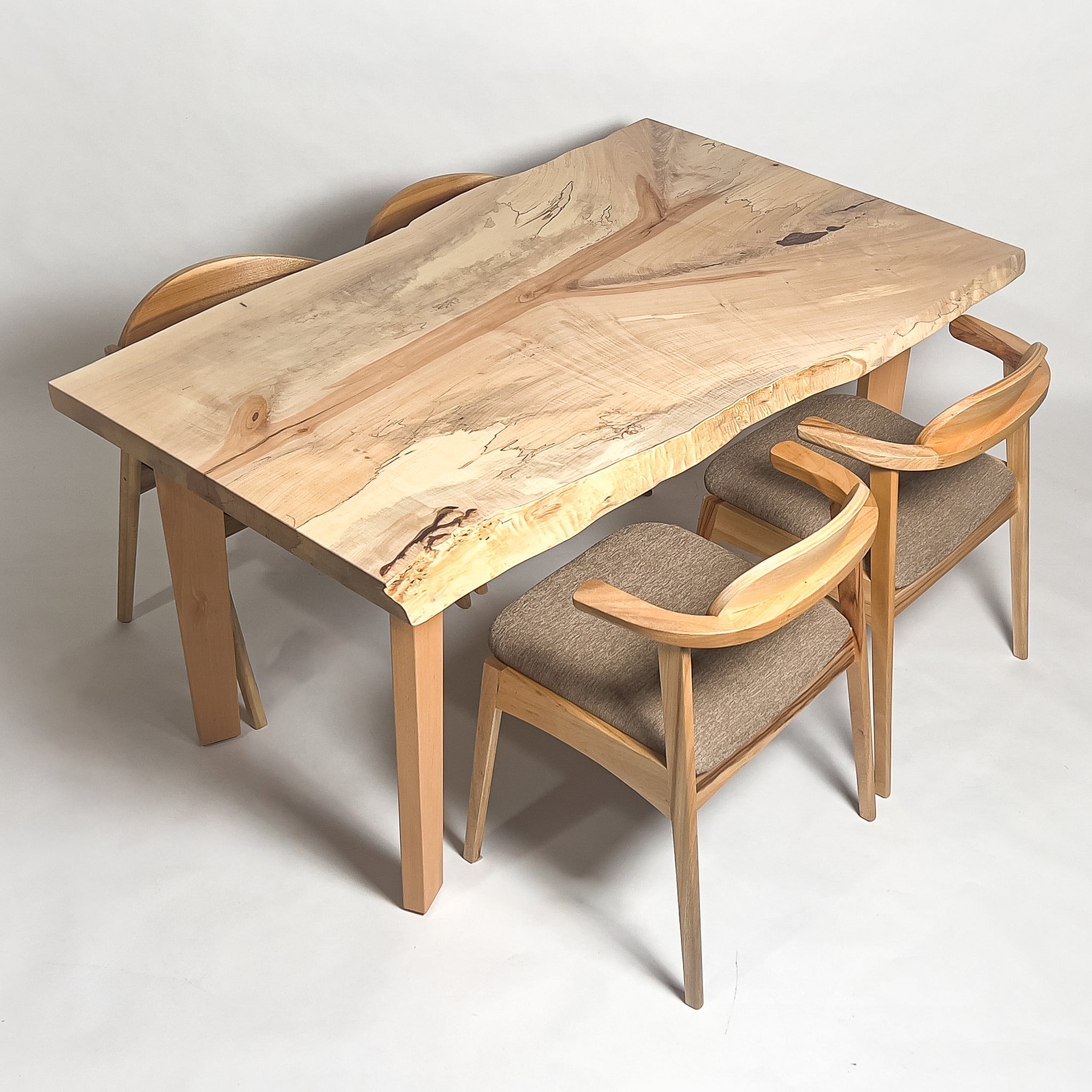 No.2195　栃（とち）/一枚板ダイニングテーブル