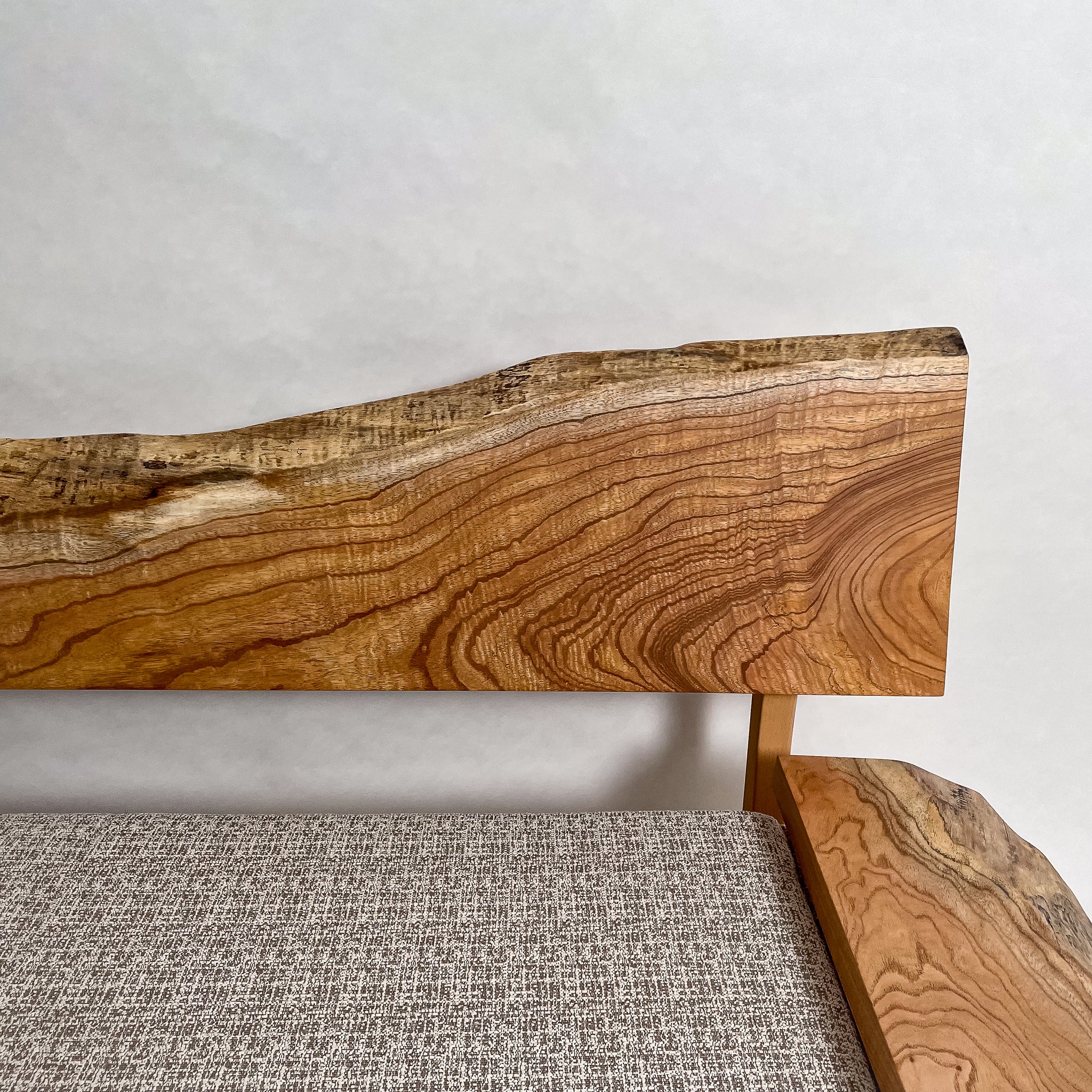 No.2240N　センダン/天然無垢 一枚板ソファ