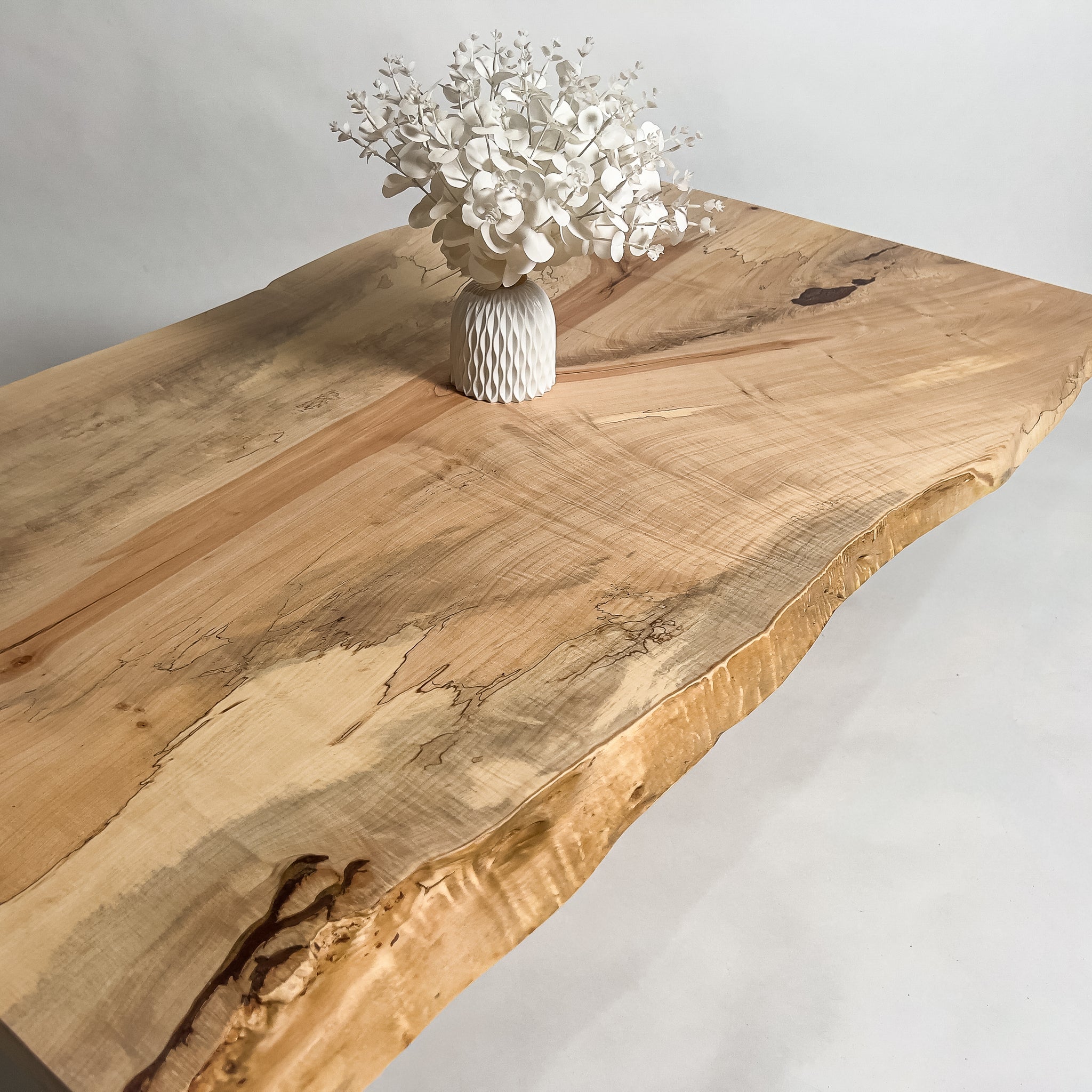 No.2195　栃（とち）/一枚板リビングテーブル