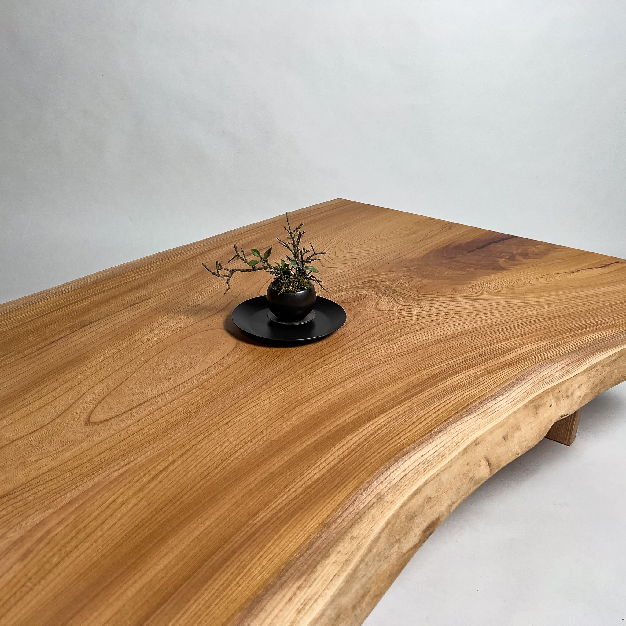 鬼童銘木】No.2172 一枚板欅（けやき）センターテーブル – 【公式