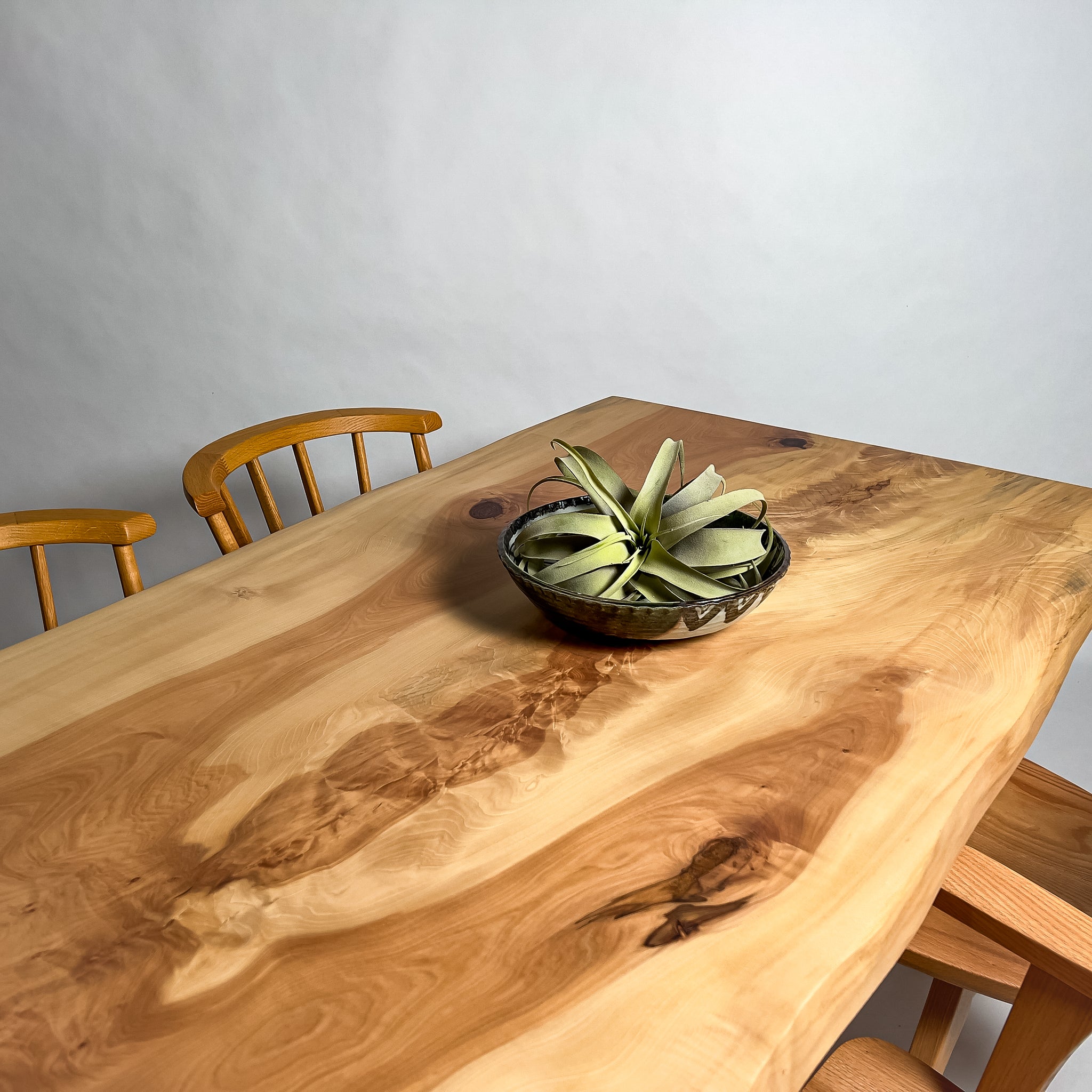 No.2183　栃（とち）/一枚板ダイニングテーブル