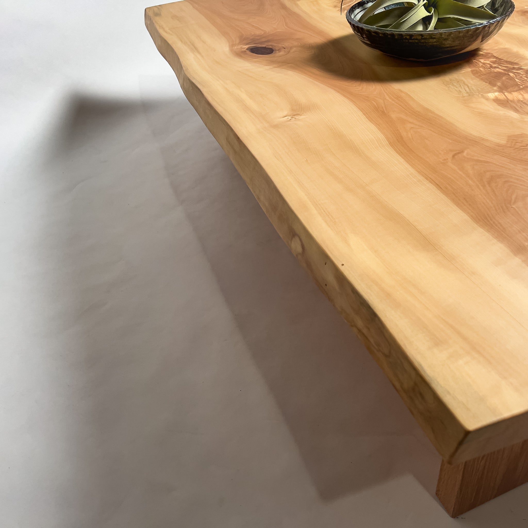 No.2183　栃（とち）/一枚板リビングテーブル