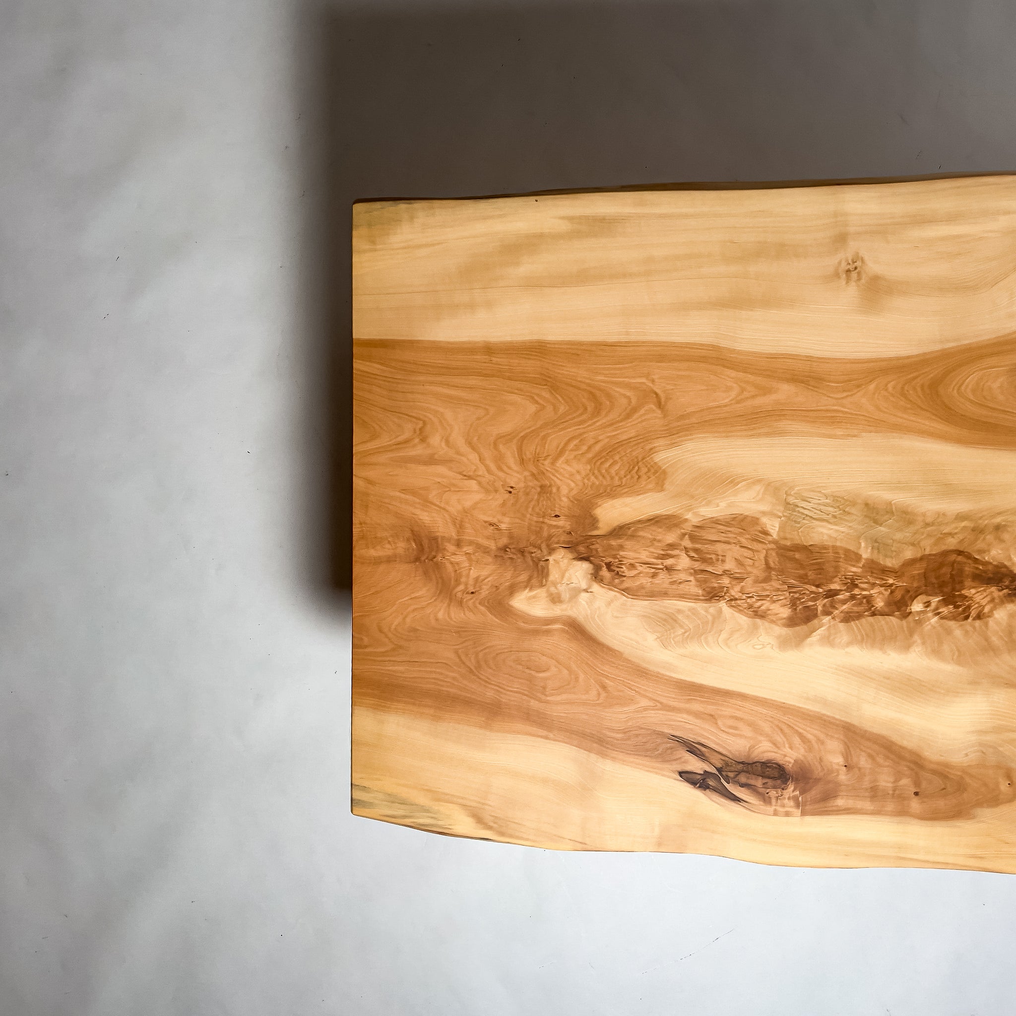 No.2183　栃（とち）/一枚板ダイニングテーブル