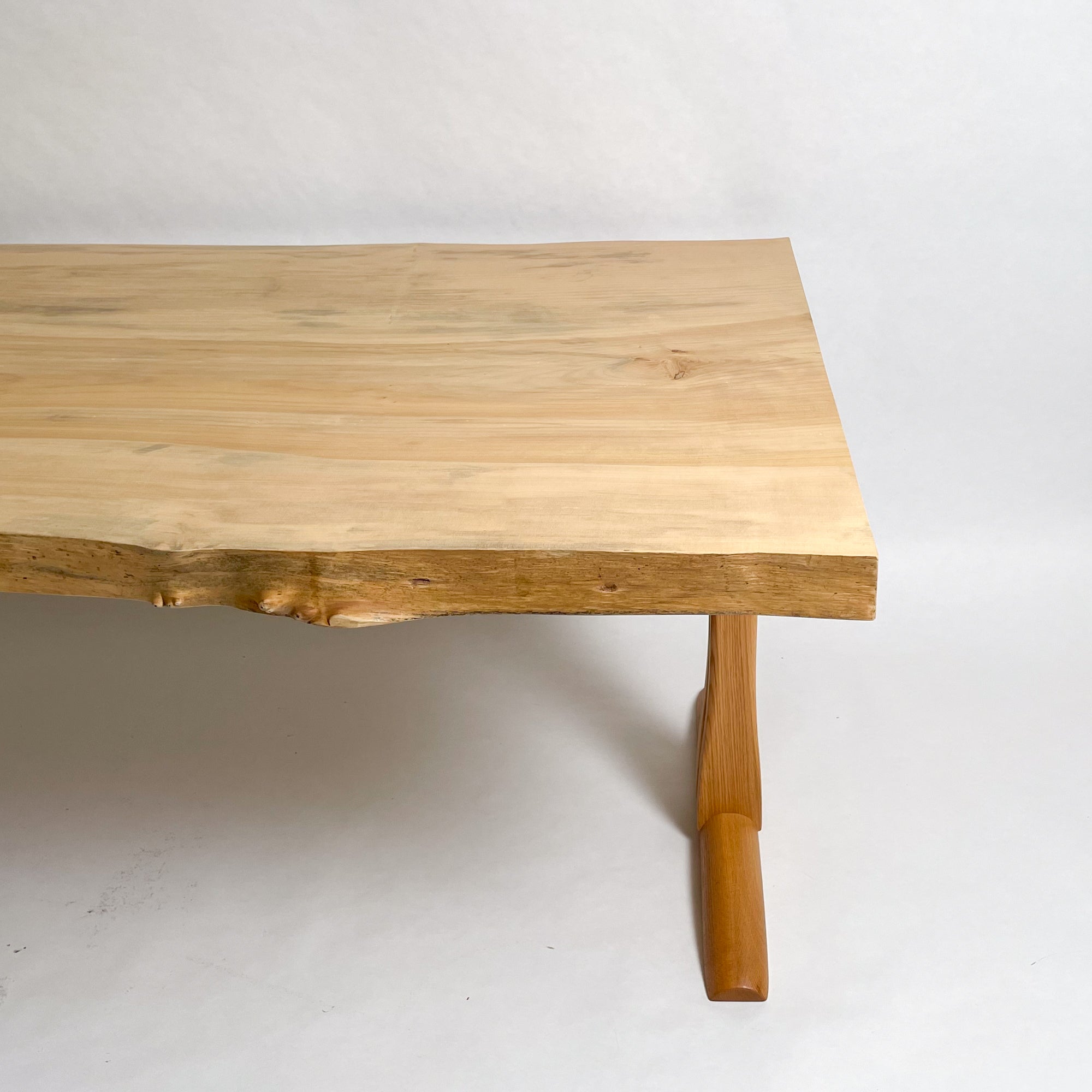 KIDOMEIMOKU 銀杏一枚板ダイニングテーブル｜200cm(6人掛け) – 【公式