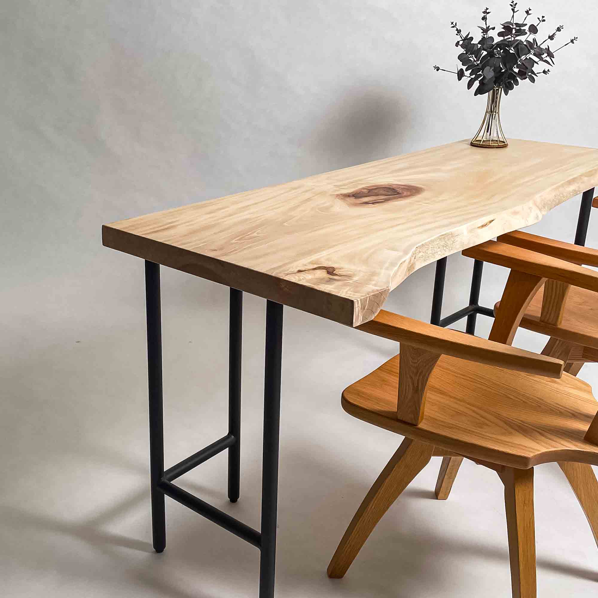 KIDOMEIMOKU 栃一枚板カウンター｜150cm(2人掛け) – 【公式】鬼童銘木