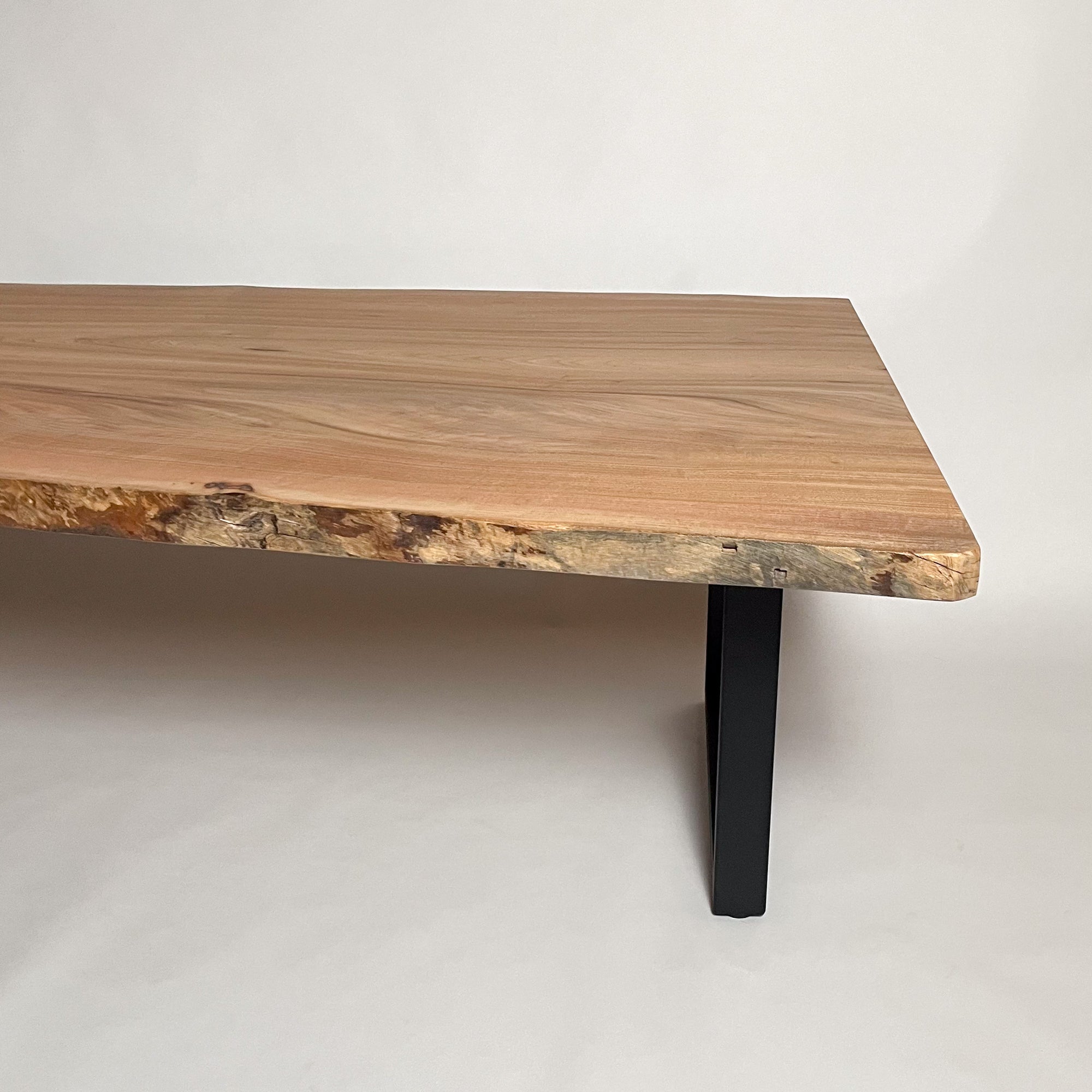 KIDOMEIMOKU 楠一枚板ダイニングテーブル & OSOROISU｜190cm(6人掛け